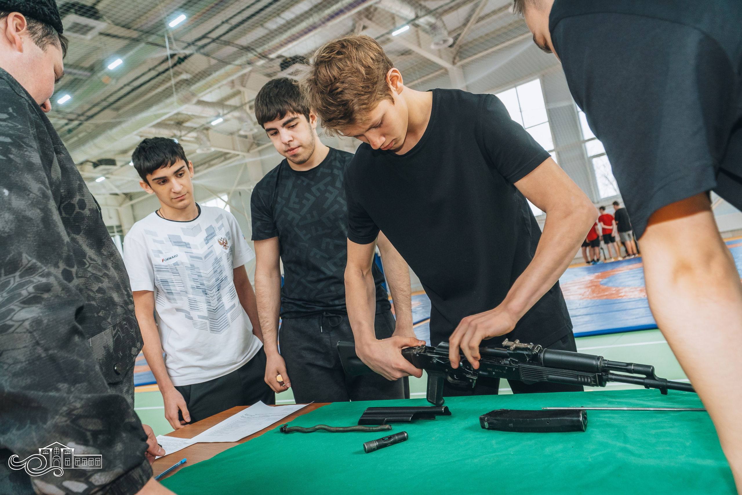 «Юные защитники Отечества». Новотитаровский Дом культуры