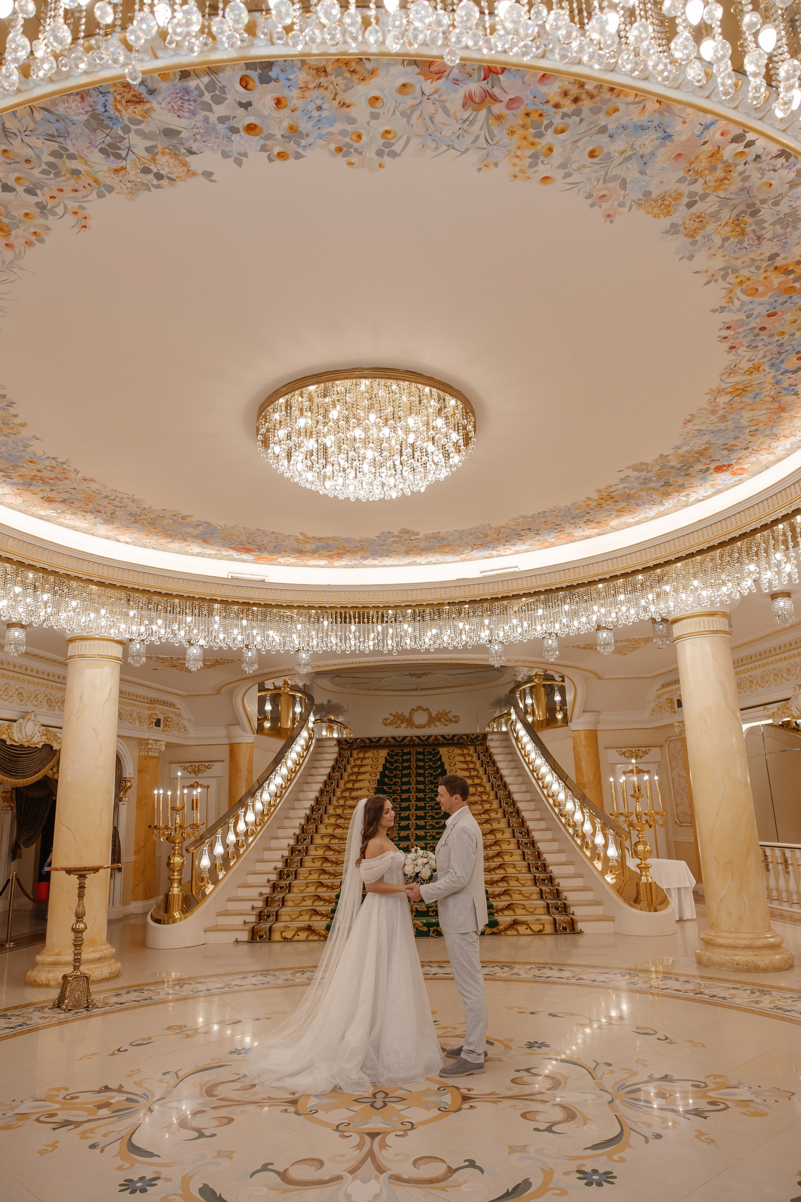 Как организовать свадебный день по таймингу, чтобы вы всё успели и не устали: полный гид от фотографа с опытом 500+ свадеб. Фотограф, видеограф на свадьбу в Москве Никита Назаров