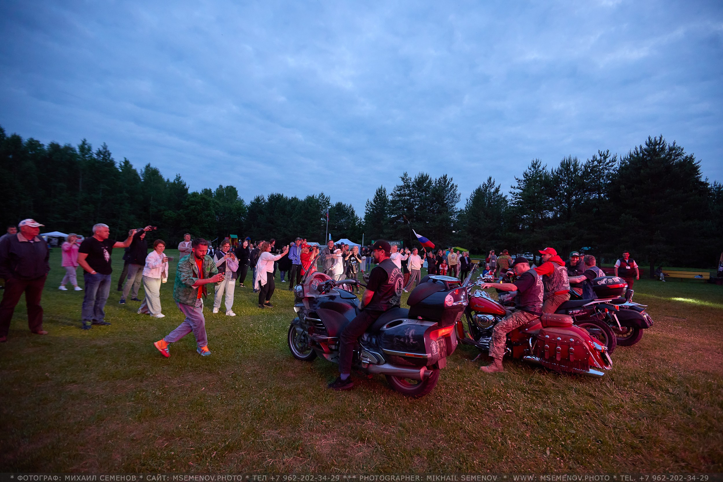 АНОНС 1-й день Фестиваля «Поворот на Горе — Грязь» 2025. Фотограф, фотопроекты Михаила Семенова в Ярославле. Фотошкола