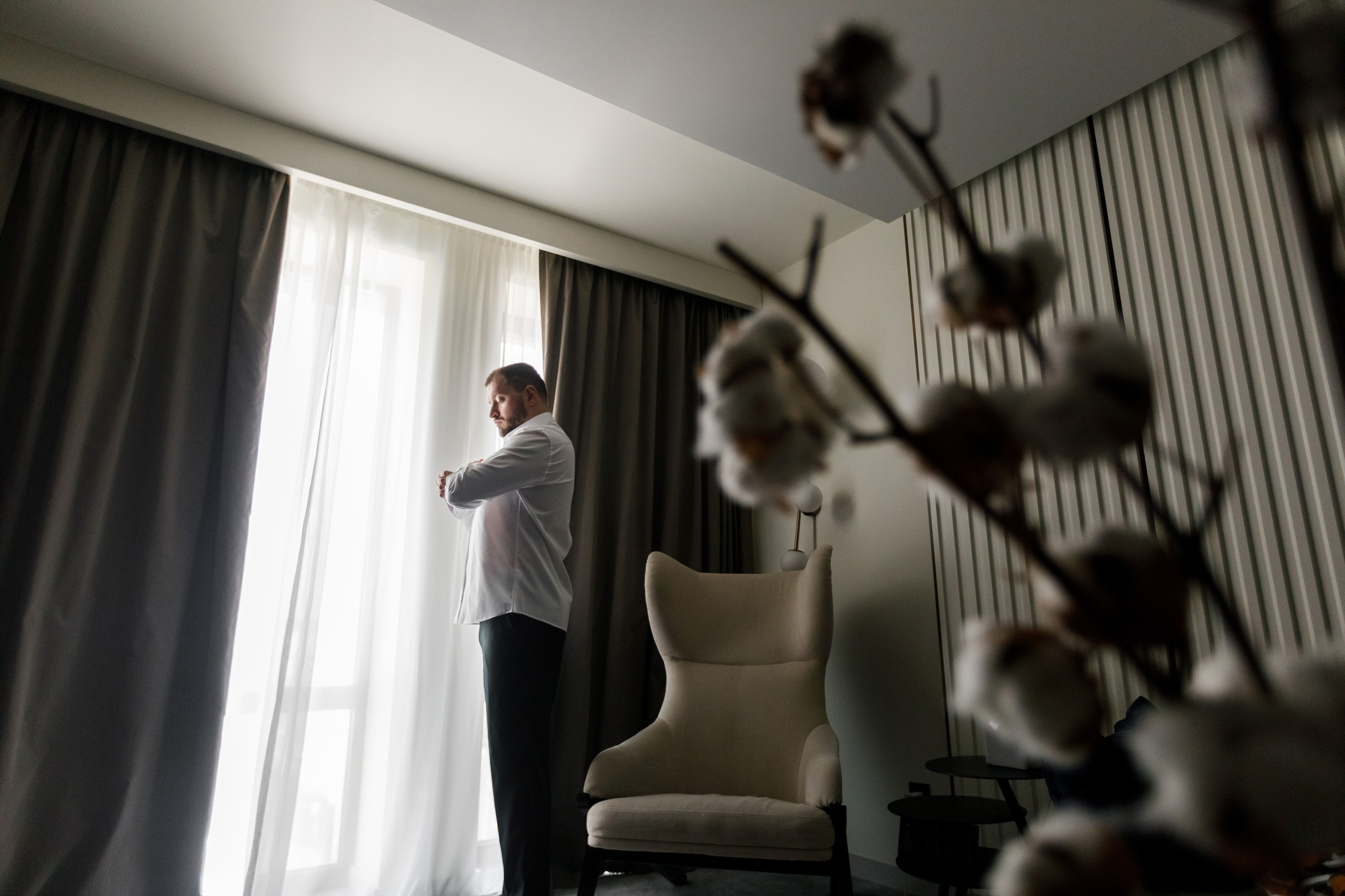 Свадебный организатор Ольга Гурьянова обсуждает план свадьбы с парой в Москве