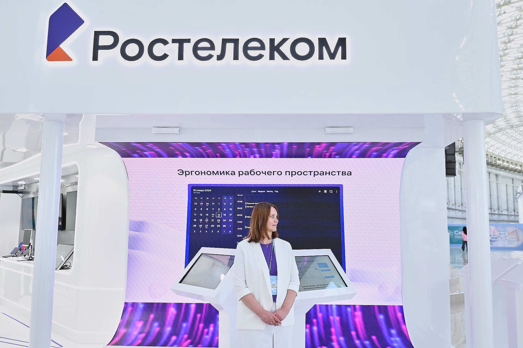 Съемка репортажа в Сочи для пяти компаний — участников Финополиса 2025, который проходил в Сириусе в октябре 2025 года. Фотограф Михаил Мордасов, Сочи. Мероприятия, портреты, спорт, репортаж