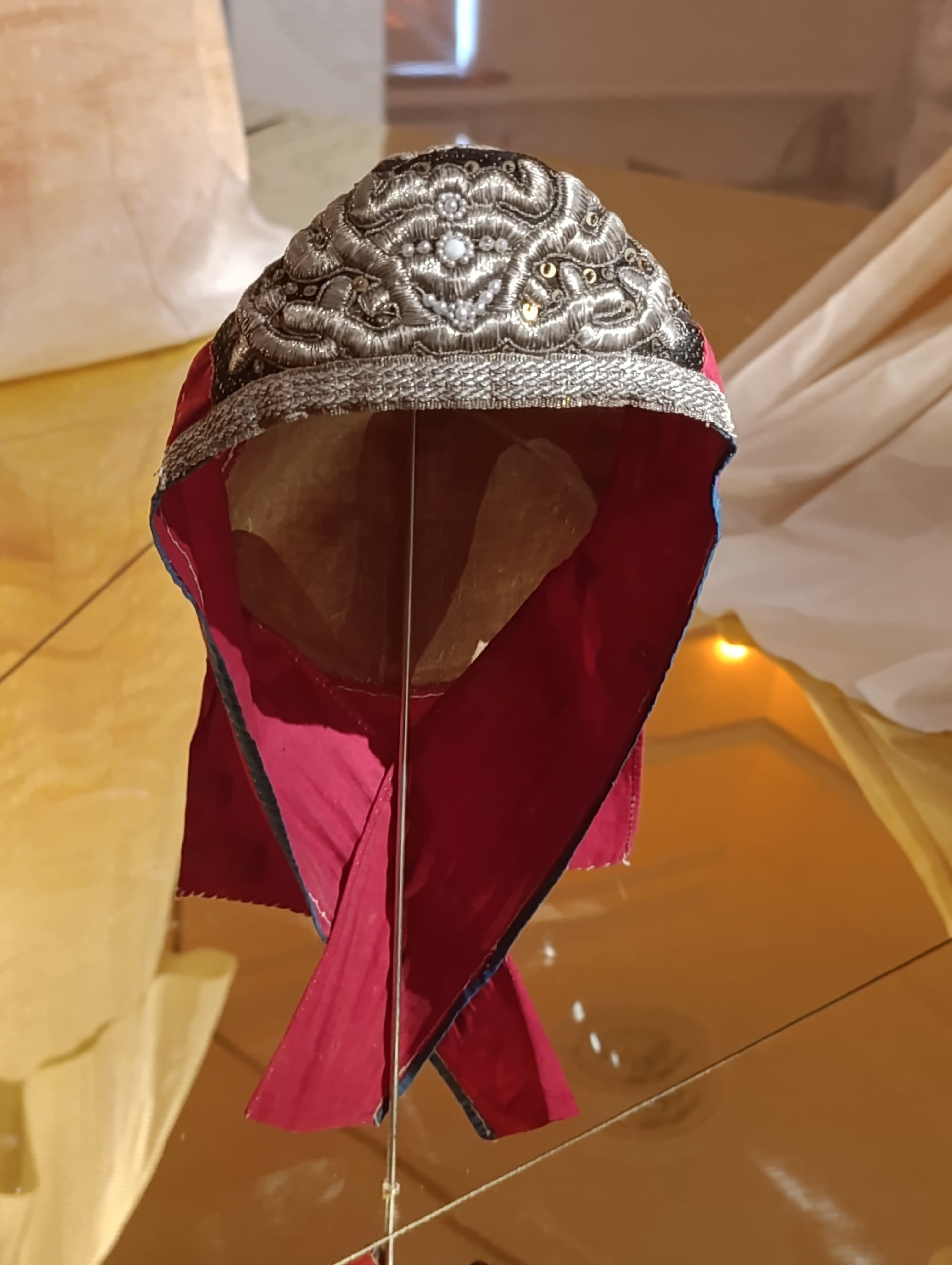 Пост «Сорока, повойник, кичка, убрус, перевязка…»