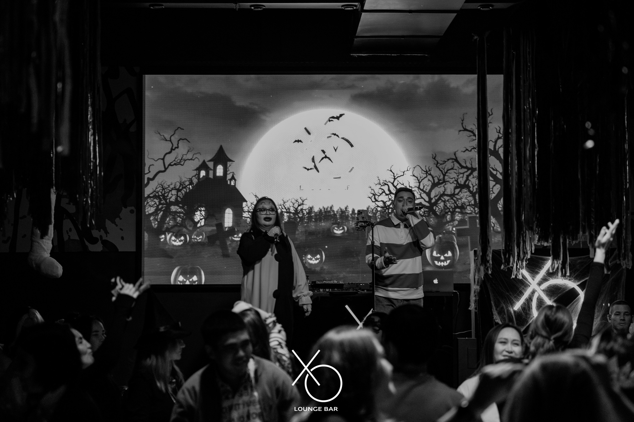 Halloween. Lounge Bar X.O
