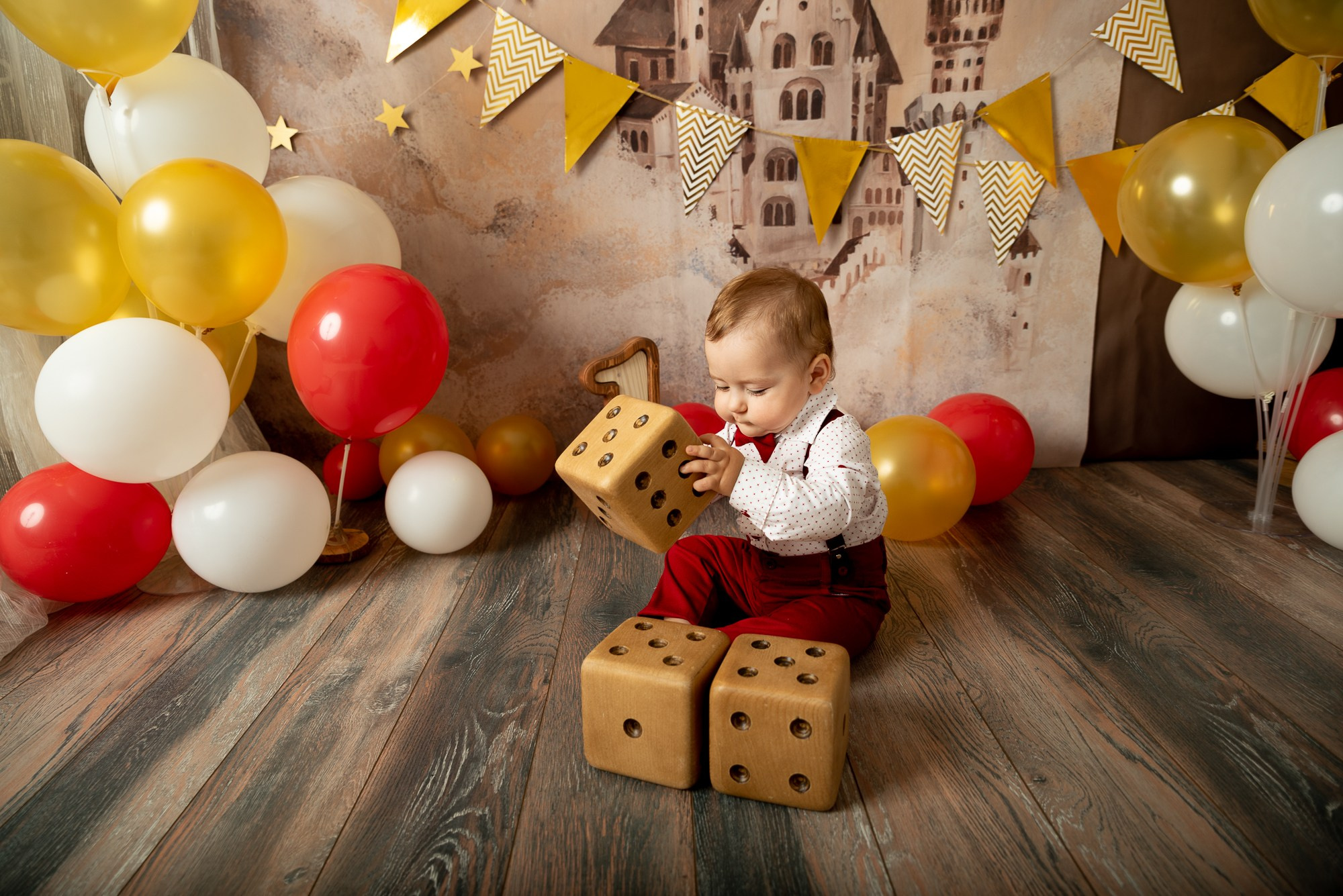 Годовасие ВСЕ ВКЛЮЧЕНО малыш Михаил. Фотограф новорожденных в Нижневартовске Лара Курдюкова