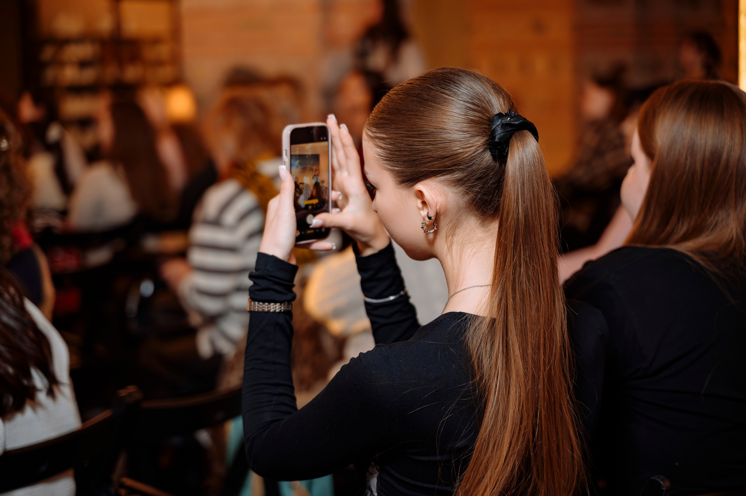 Репортажная съемка, съемка мероприятия, проект factor.by, финалист factor.by, Шамхал Хачатурян, Ибрагим Карасов, фактор бай, фотограф Ольга Шаповалова, съемка фанатов, минск, беларусь