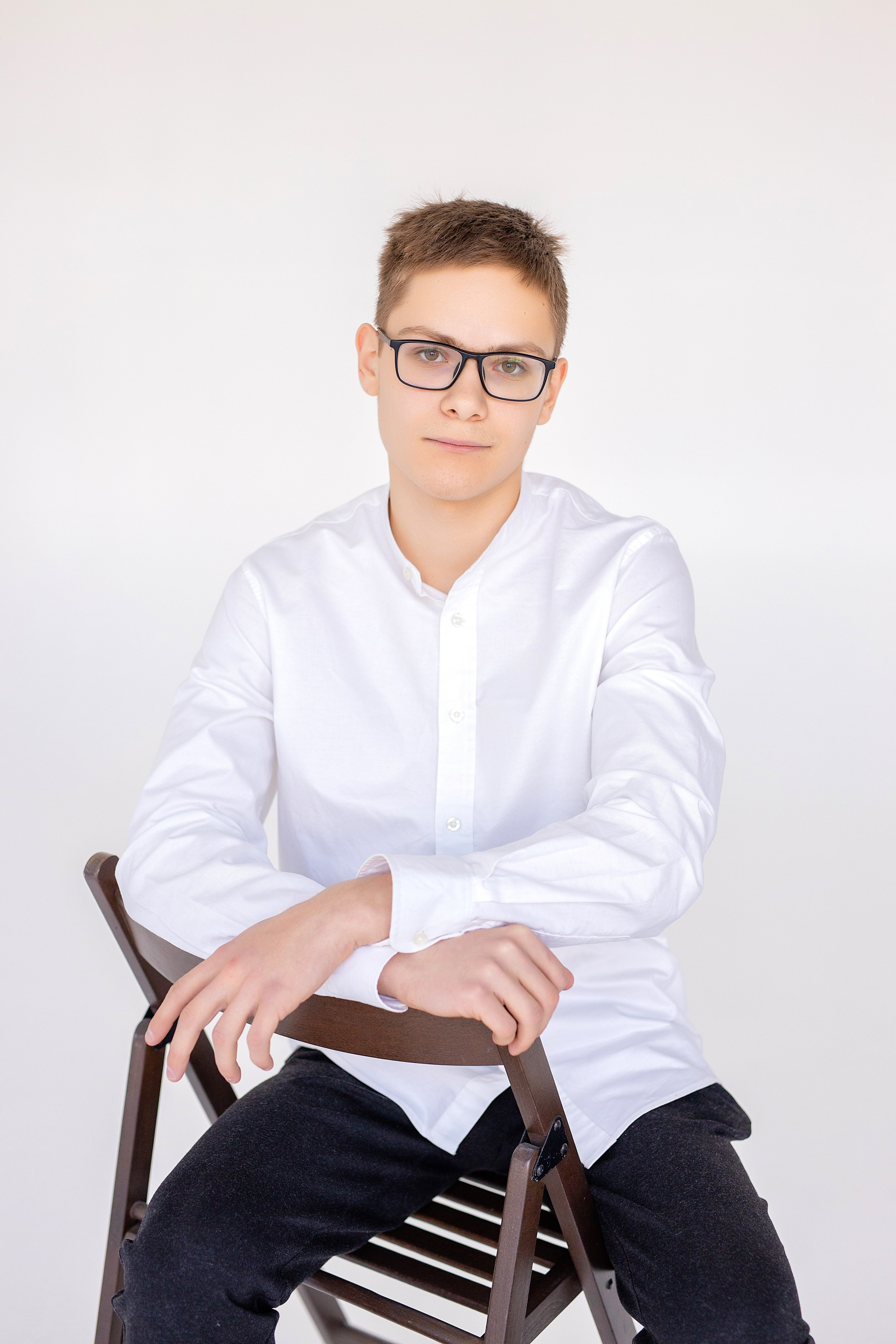 67 школа, 9б класс. Стильный выпускной альбом Владивосток фотограф Вероника Мигачева