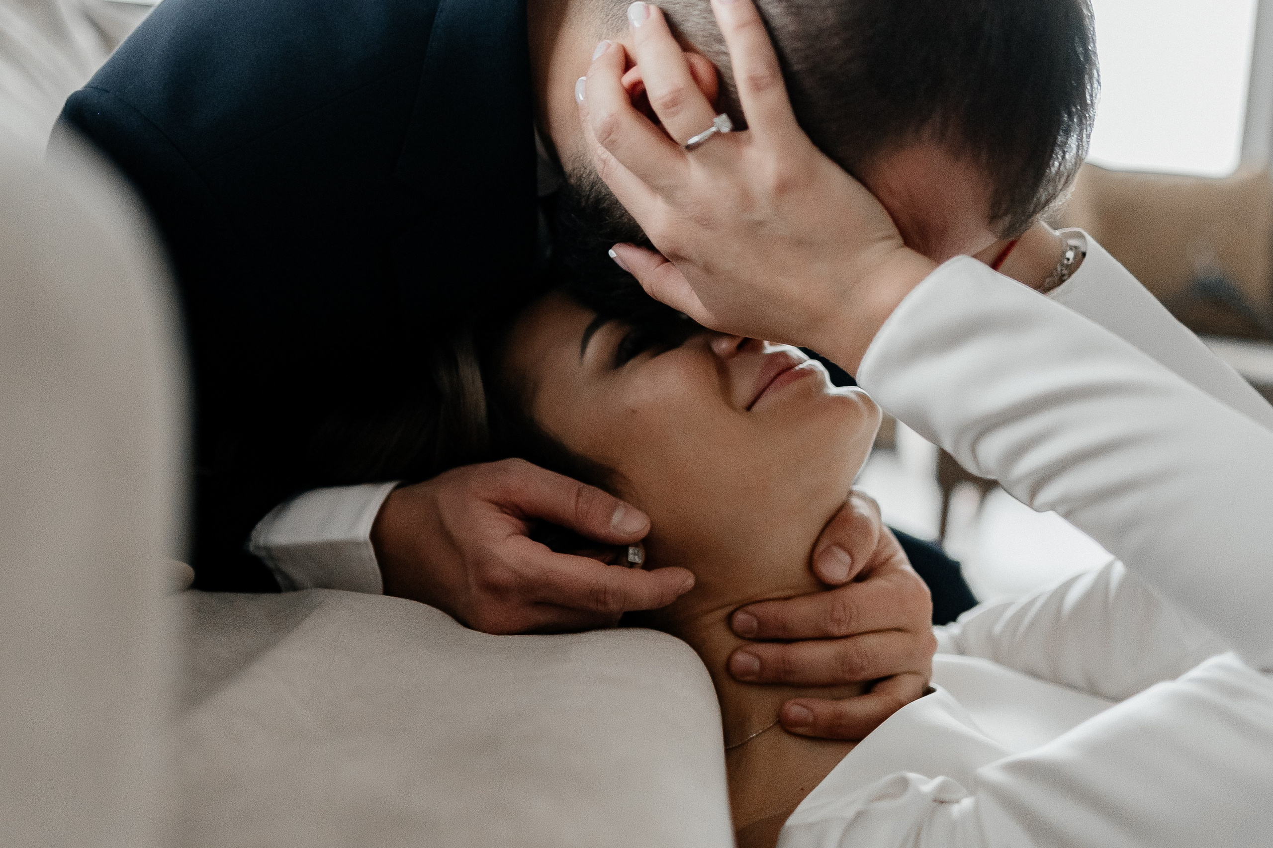 Свадебные сборы в Radisson Blu Olimpiyskiy. Свадебный фотограф Москва — Сергей и Татьяна