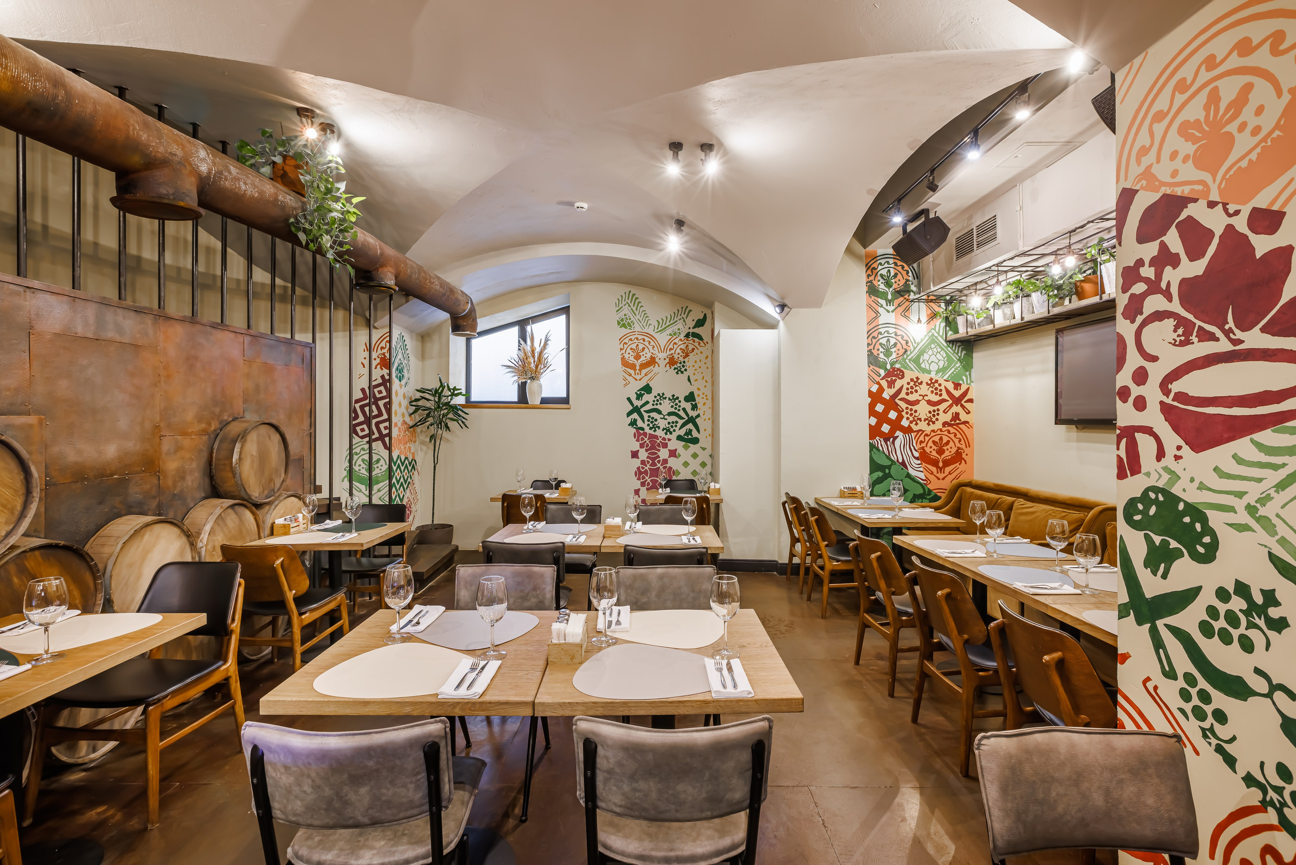 Интерьерная фотосъёмка кафе, ресторанов и баров в Москве. Интерьерный фотограф Дмитрий Медведев. Фуд-фотограф в Москве Дмитрий Медведев. Фуд-фото и контент для ресторанов, кафе и баров