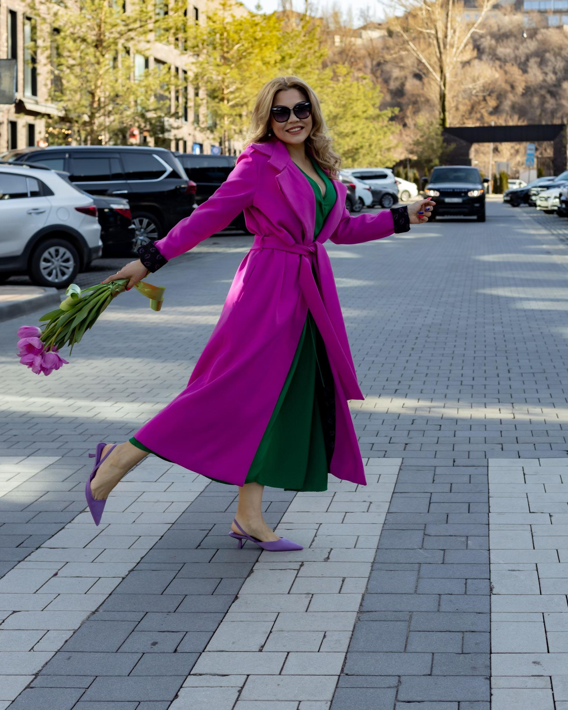 Spring in the city. Aikerim. Женский и мужской фотограф в Алматы