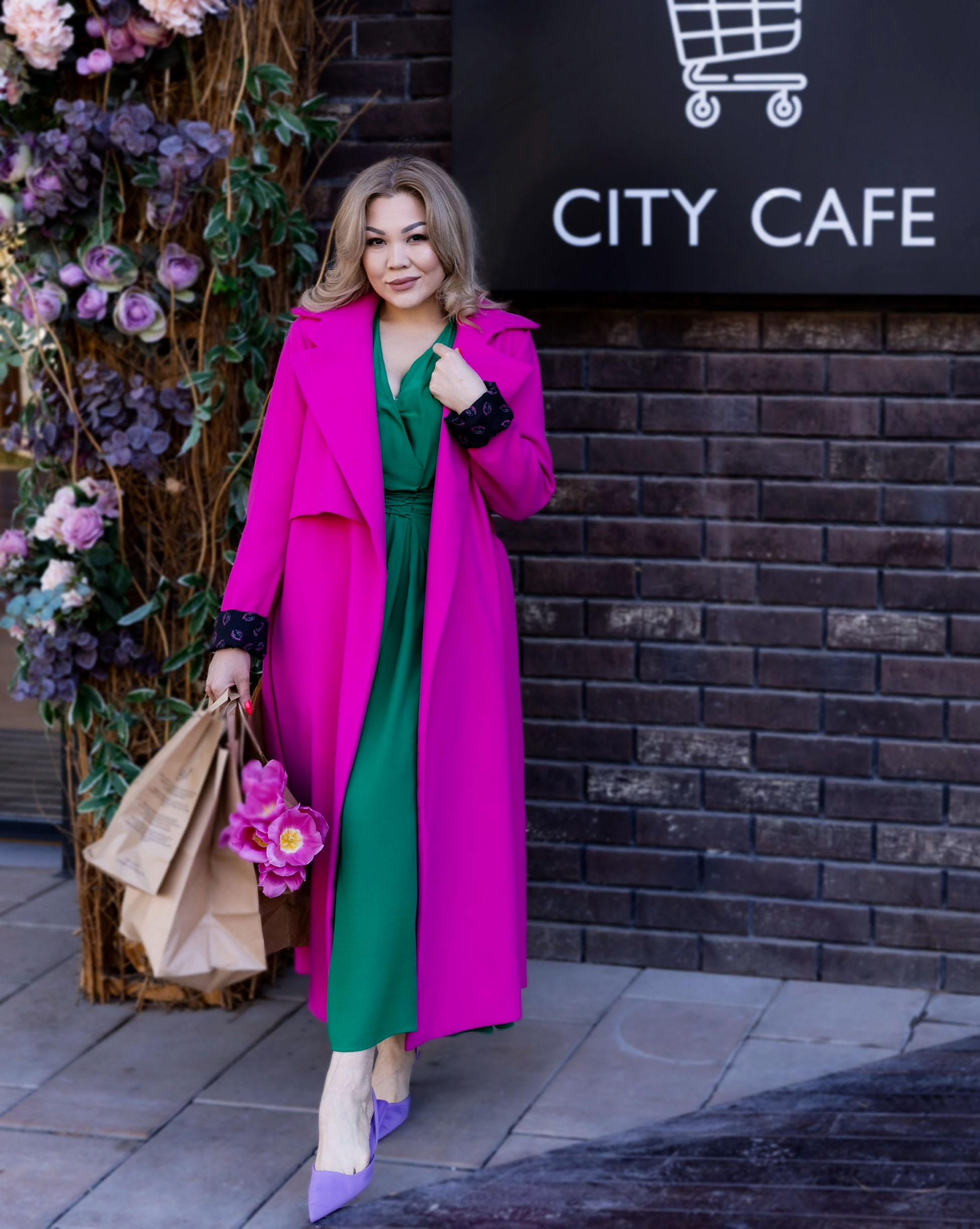 Spring in the city. Aikerim. Женский и мужской фотограф в Алматы