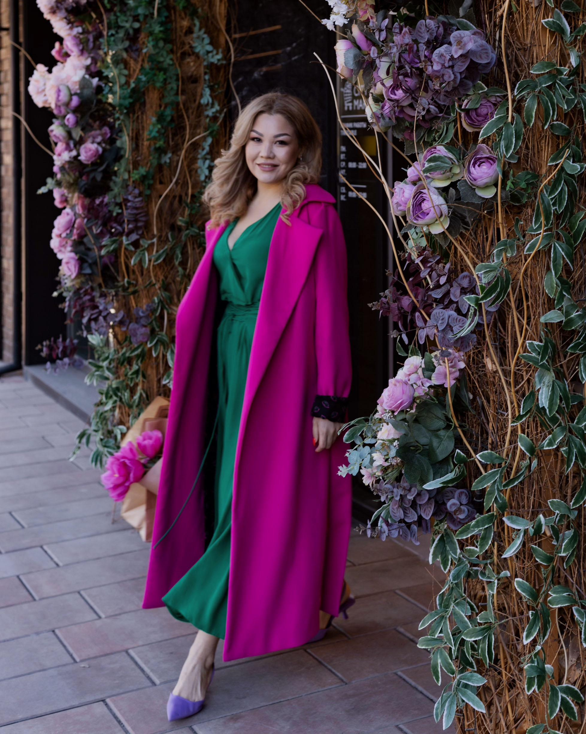 Spring in the city. Aikerim. Женский и мужской фотограф в Алматы