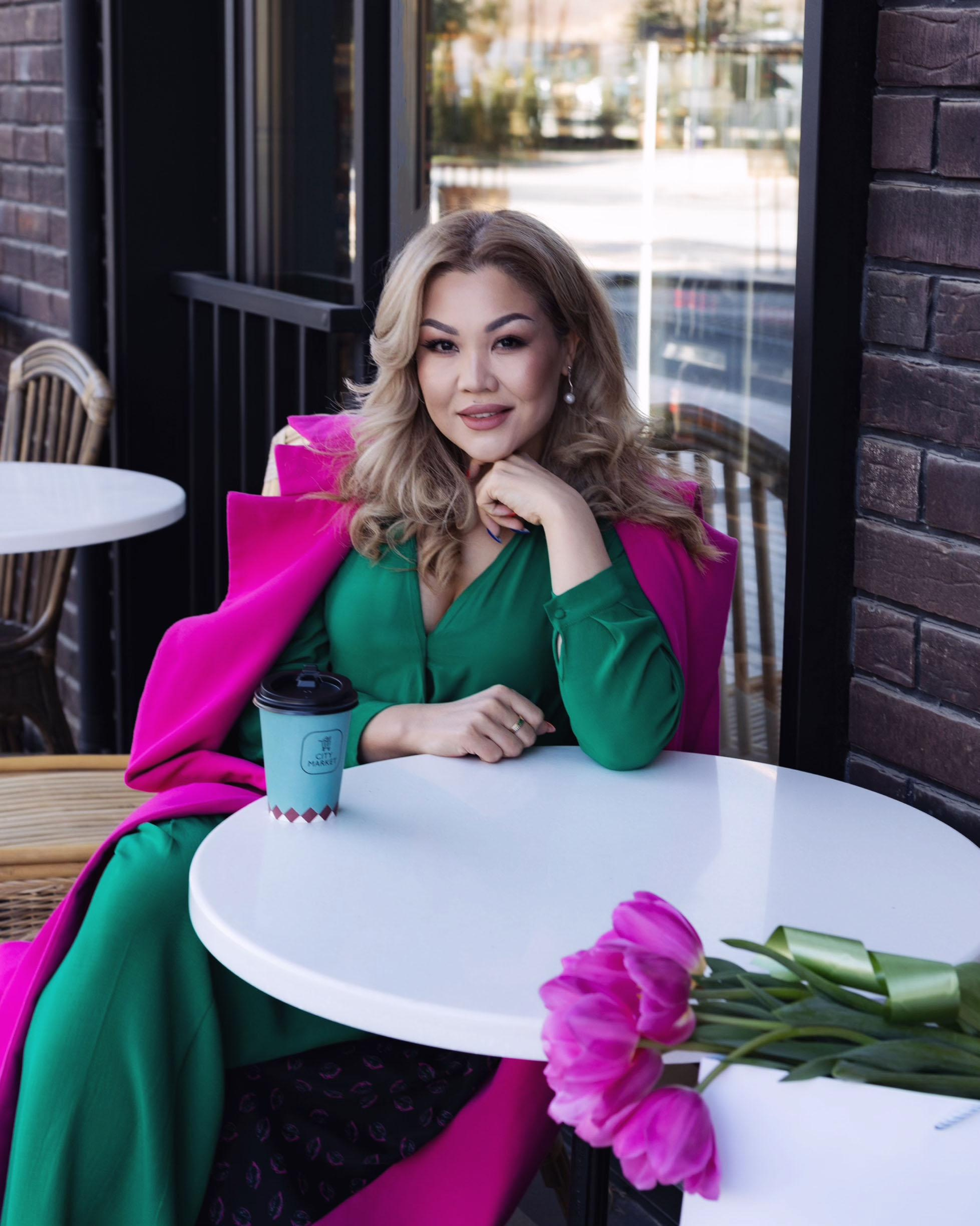 Spring in the city. Aikerim. Женский и мужской фотограф в Алматы