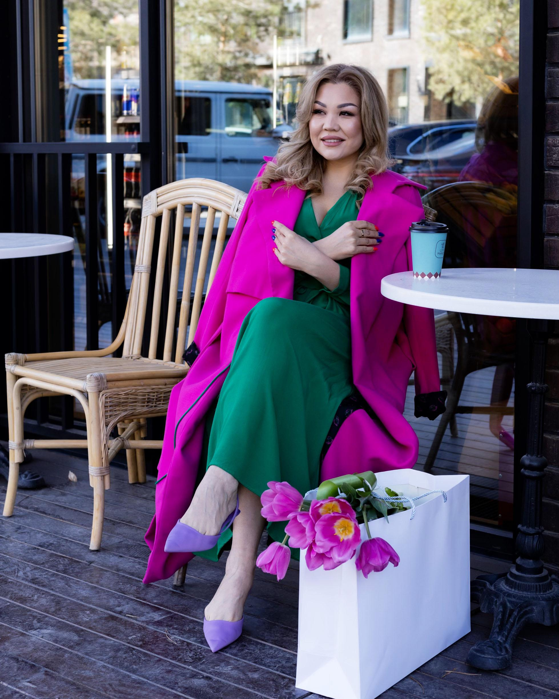 Spring in the city. Aikerim. Женский и мужской фотограф в Алматы