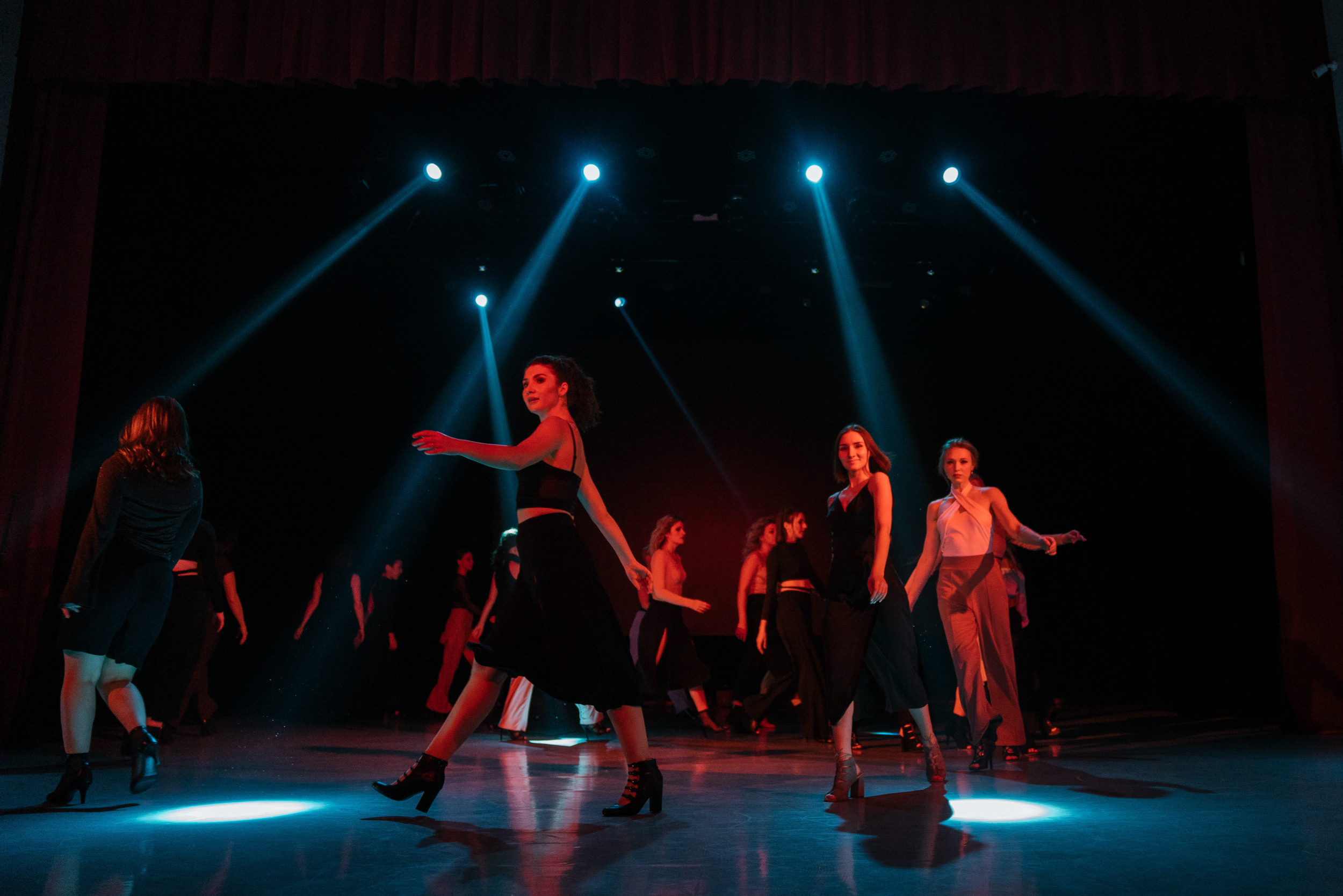 Dance your body. Фотограф Томск, Новосибирск Влад Свириденко