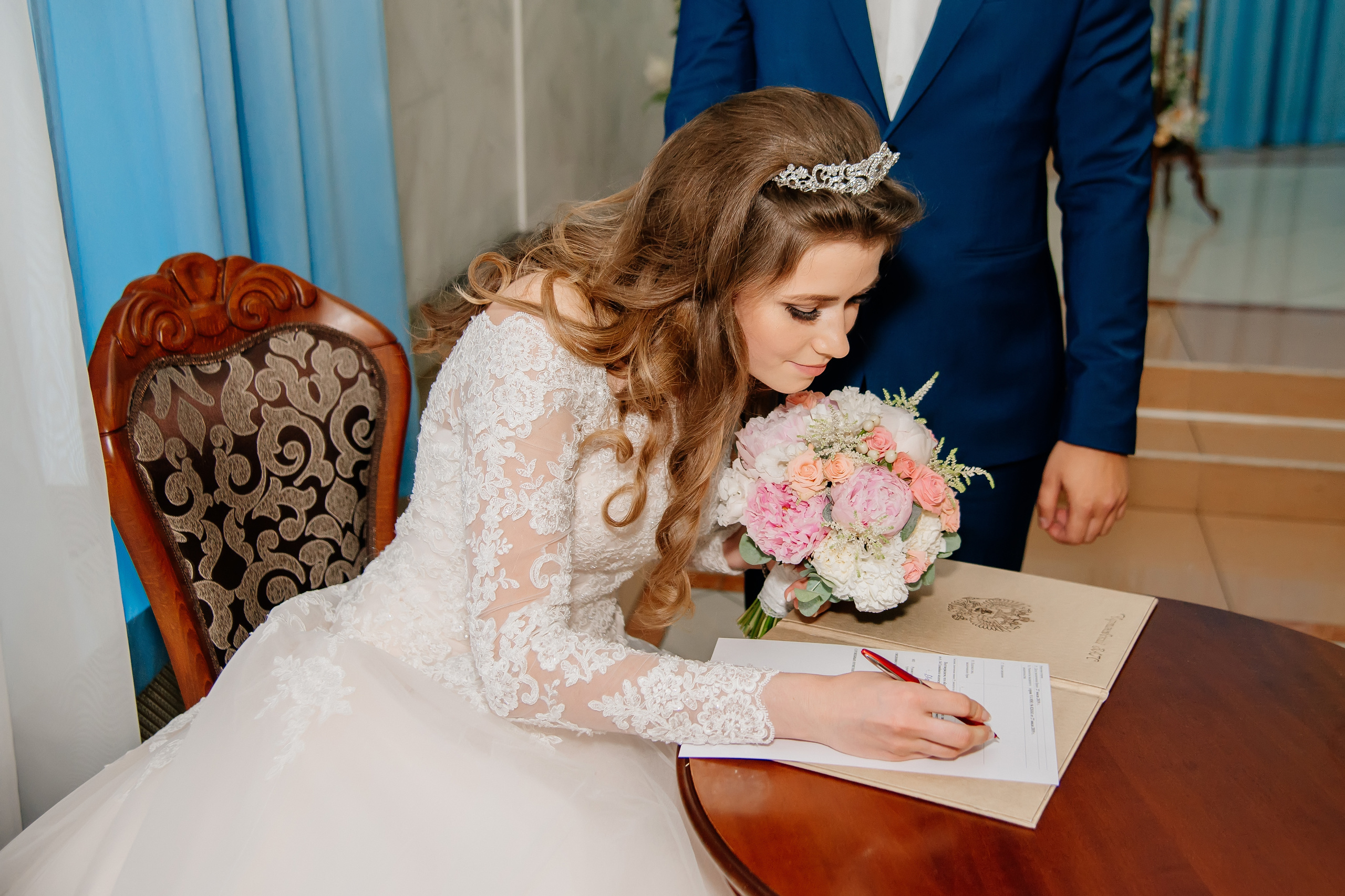 Свадьба на территории парк-отеля «Орловский». Семейный и свадебный фотограф Семенова Инна