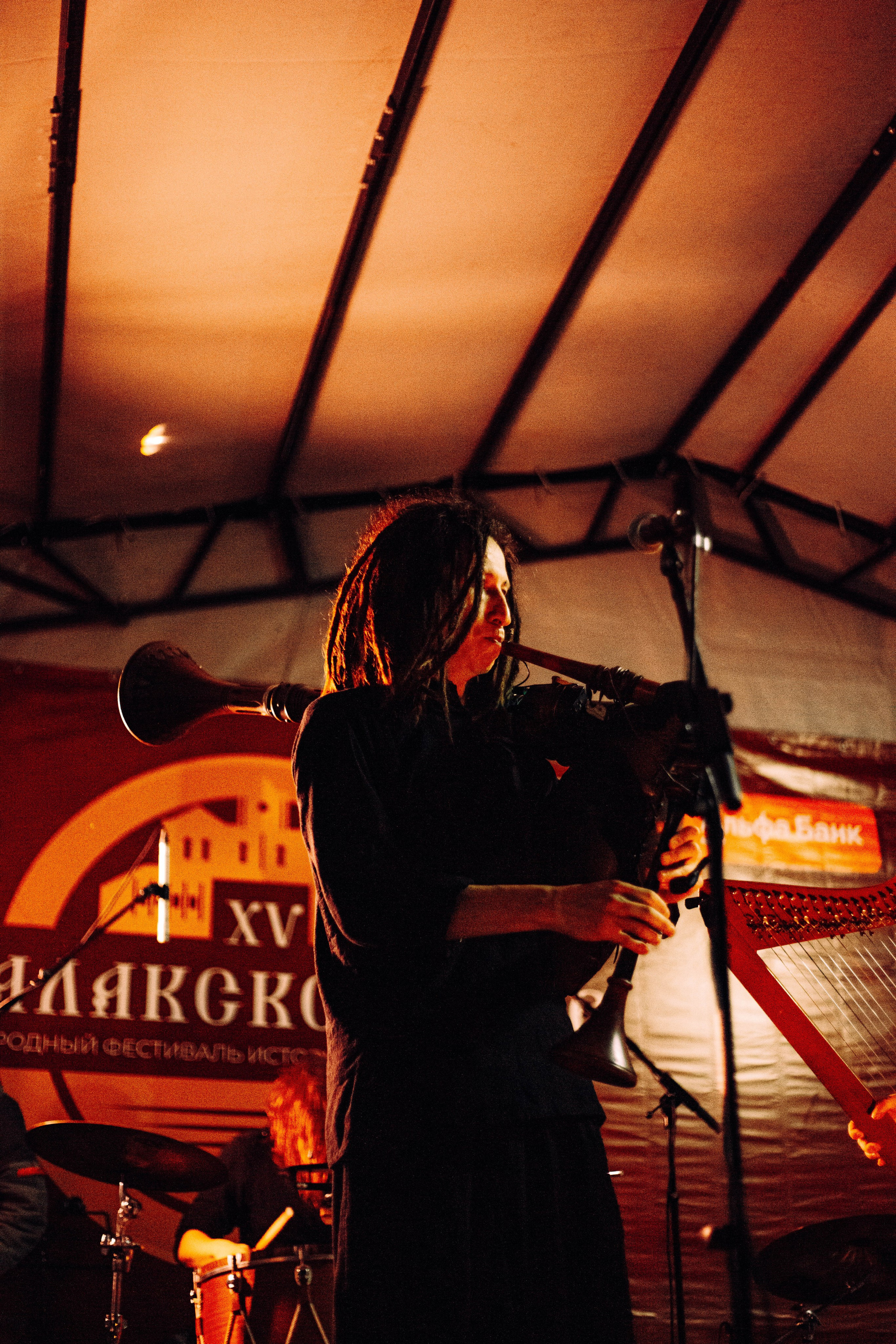 Фестиваль «Абалакское поле». Арт-фотограф Крис Л. в Тобольске: портрет, семейные, свадьбы