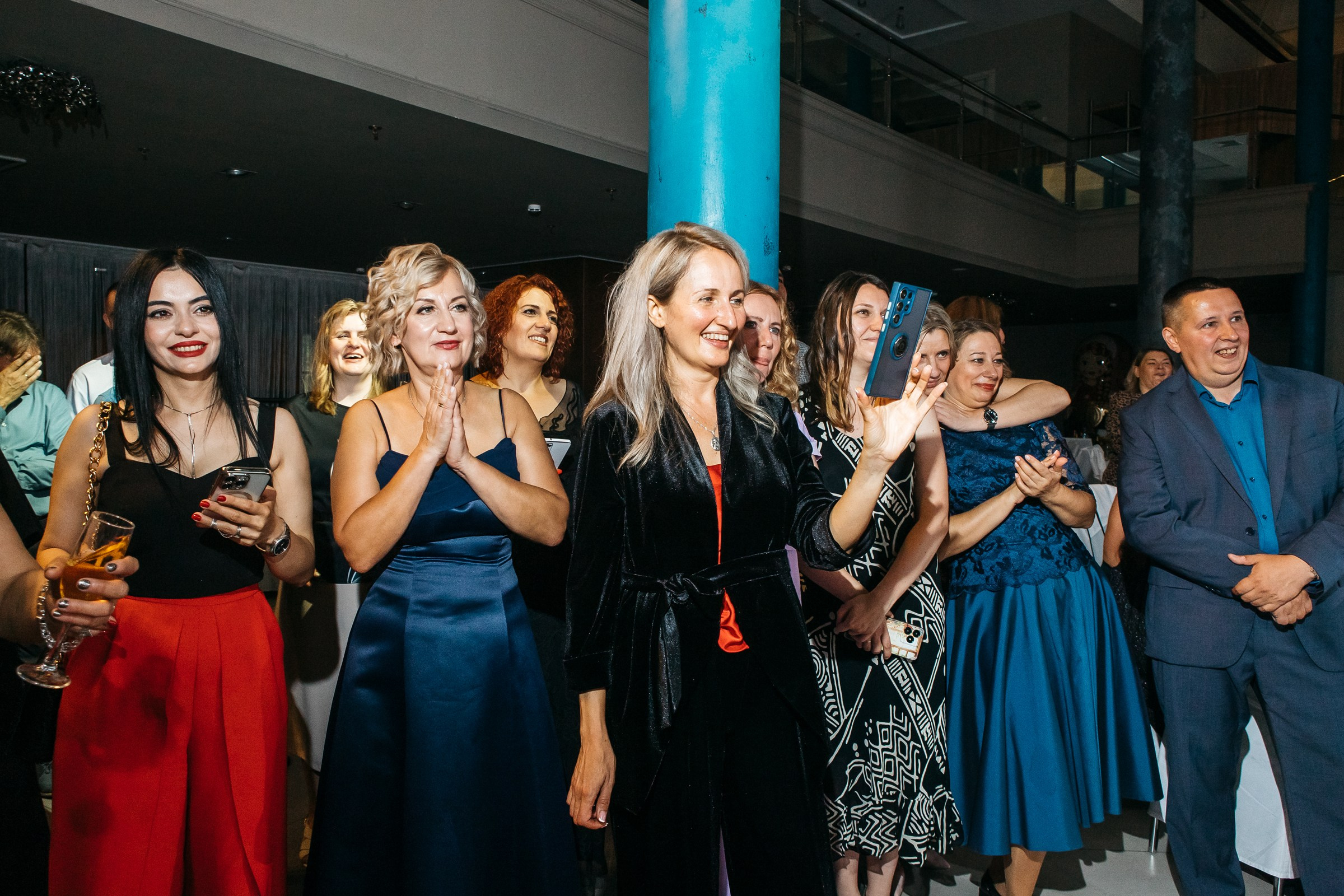 Хороший репортажный фотограф на корпоратив в Питере