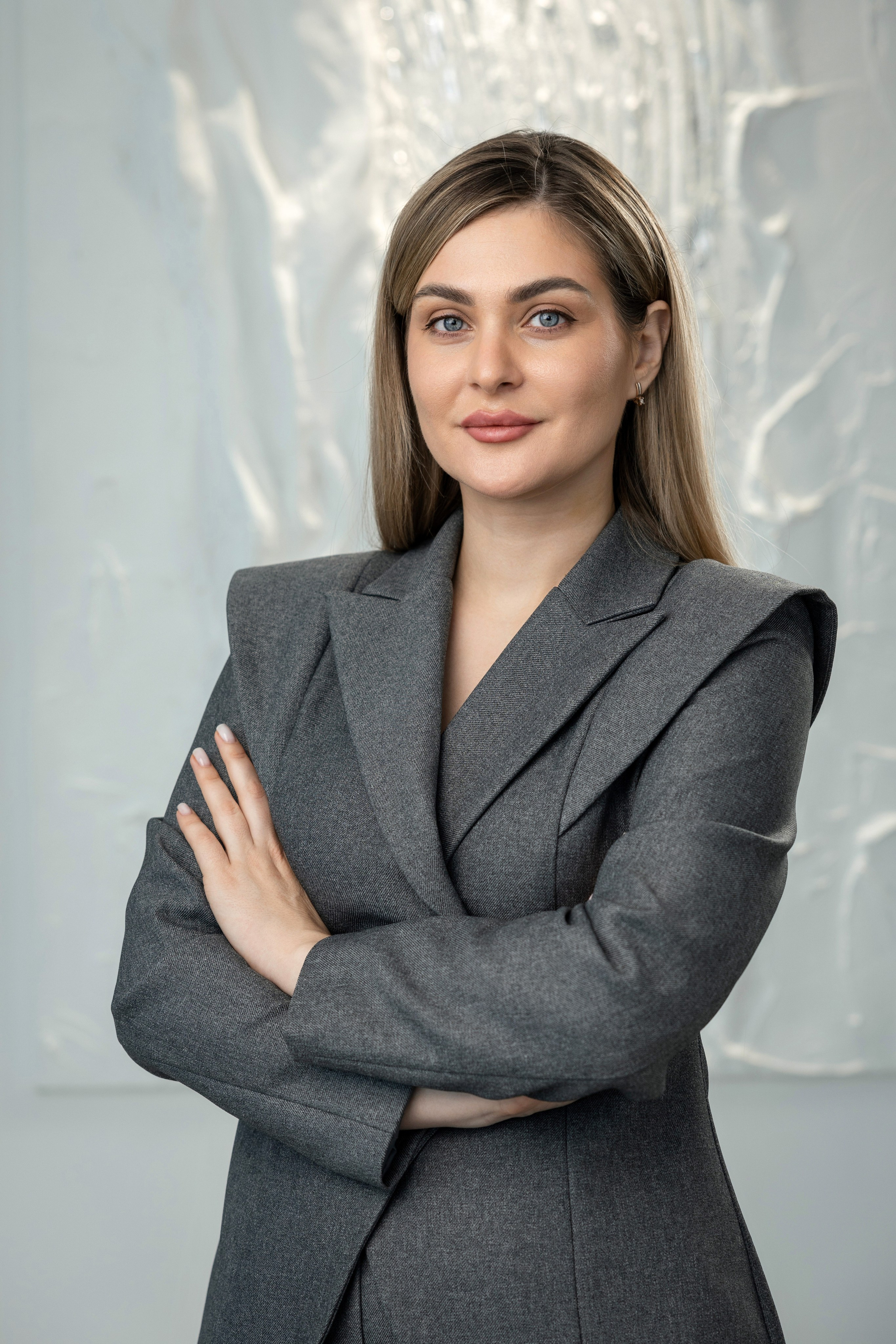 Деловая фотосессия юриста — минималистичный профессиональный портрет. Фотограф в Ростове Александр Градов — заказать услуги фотографа