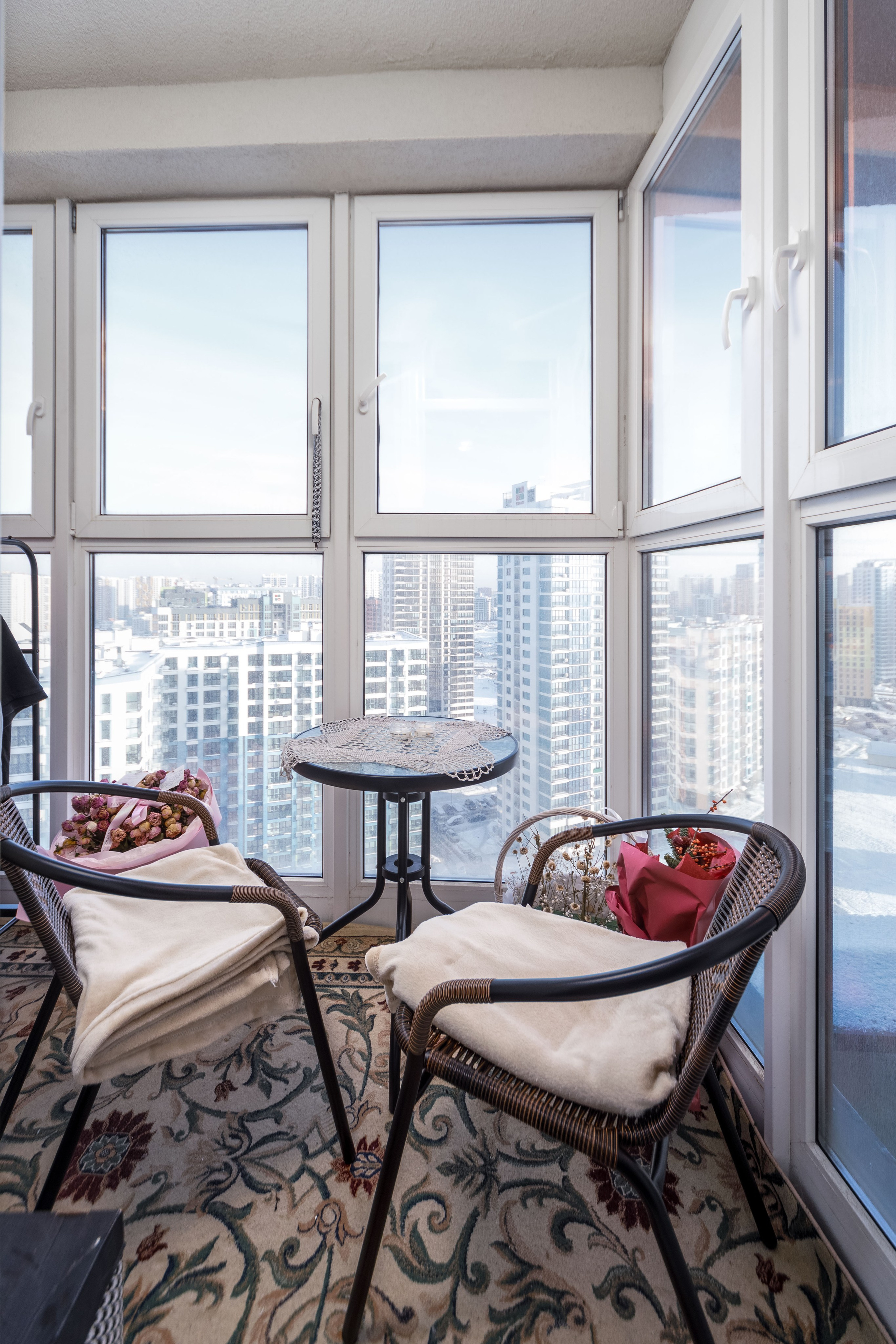 Фото интерьера лоджии в двухкомнатной квартире в ЖК Минск Мир