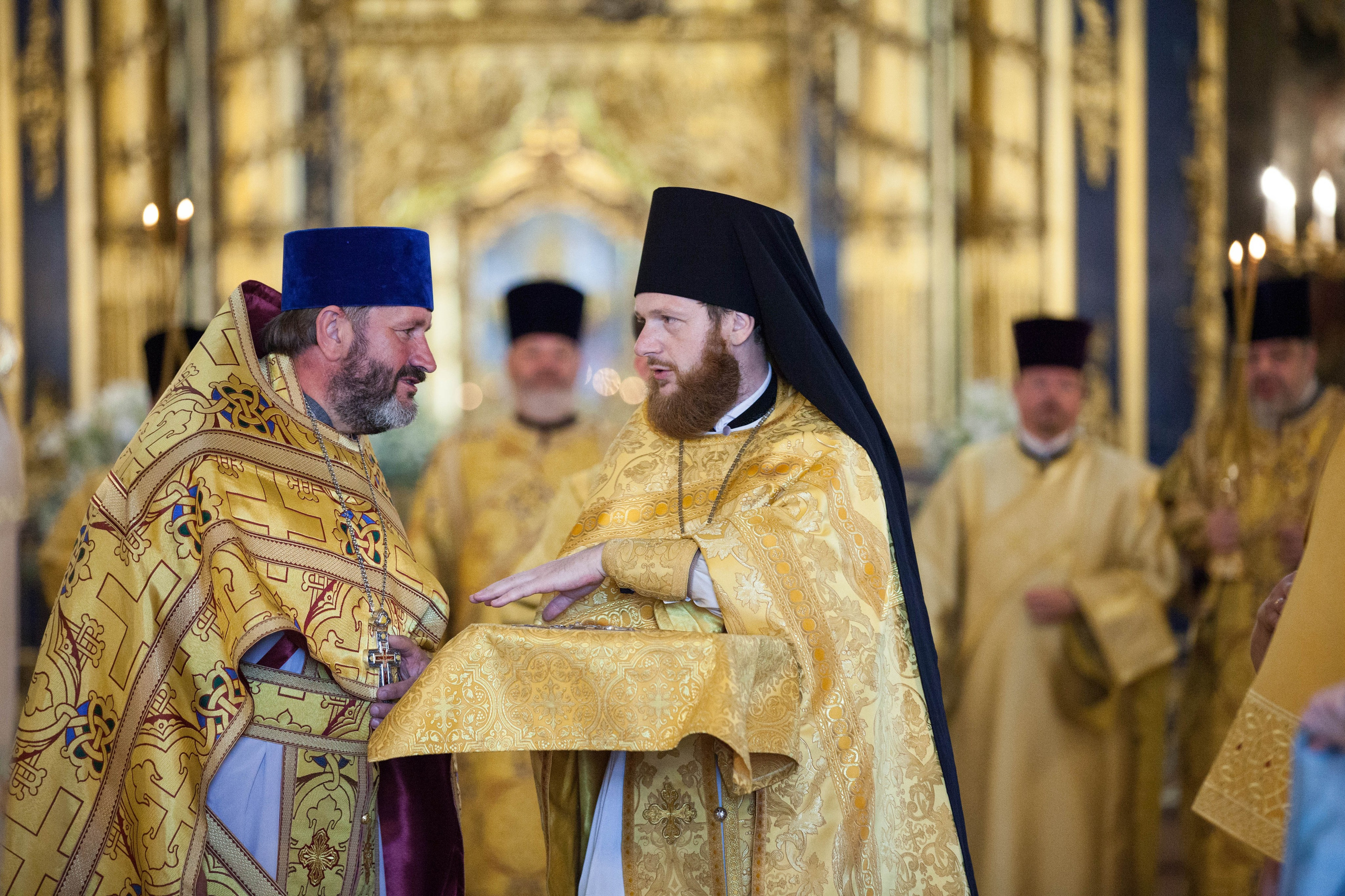 МИТРОПОЛИТ ВАРСОНОФИЙ СОВЕРШИЛ БОЖЕСТВЕННУЮ ЛИТУРГИЮ В НИКОЛО-БОГОЯВЛЕНСКОМ СОБОРЕ. НИКОЛО-БОГОЯВЛЕНСКИЙ МОРСКОЙ СОБОР