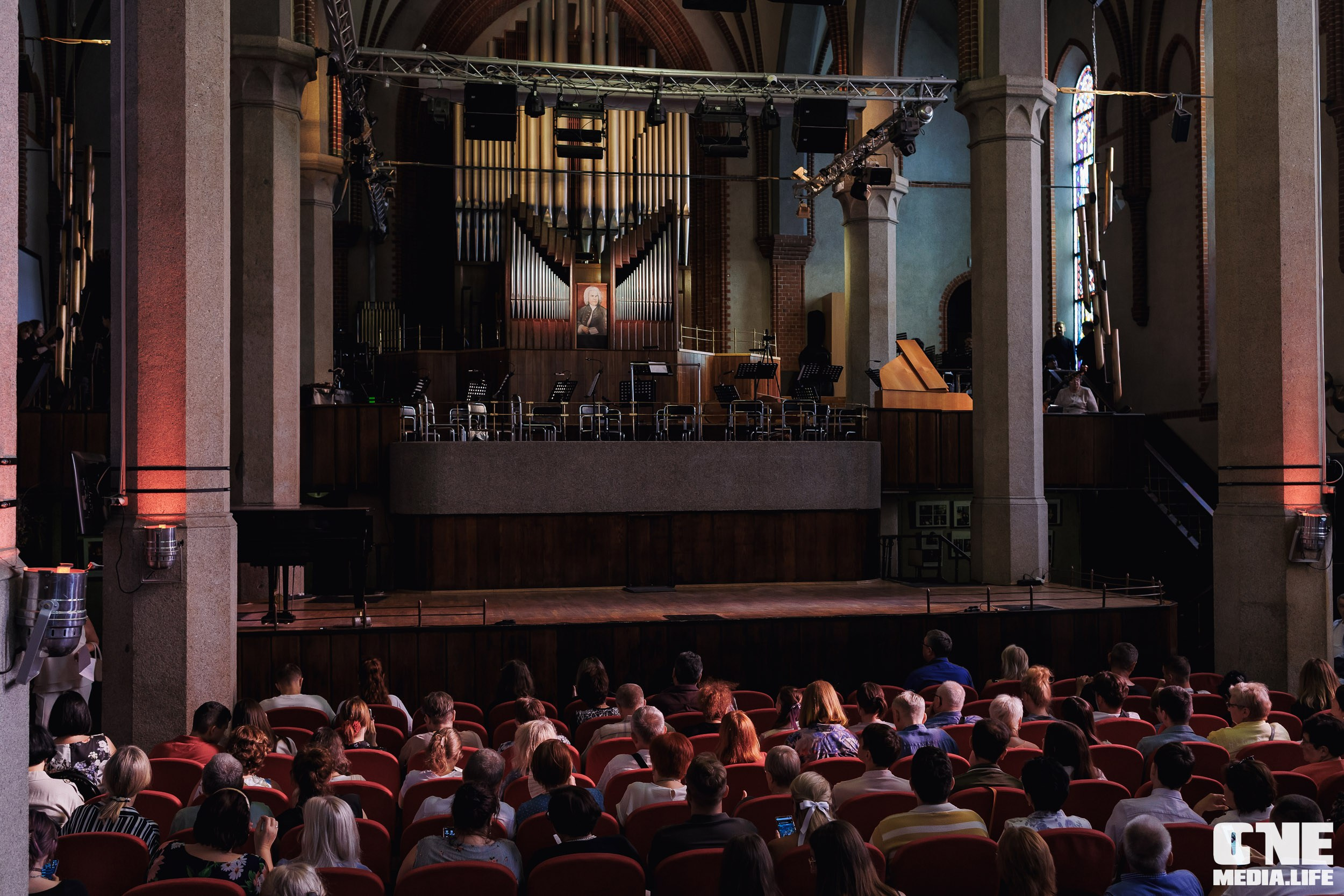 Фоторепортаж из Калининградской филармонии. One Media Life: фоторепортажи, фотоотчеты с мероприятий и заведений