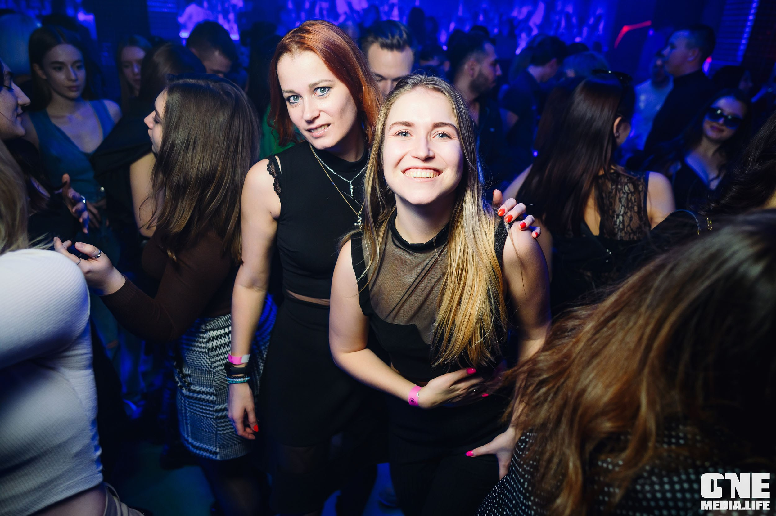 Фотоотчет с 8 марта в Планете. One Media Life: фоторепортажи, фотоотчеты с мероприятий и заведений