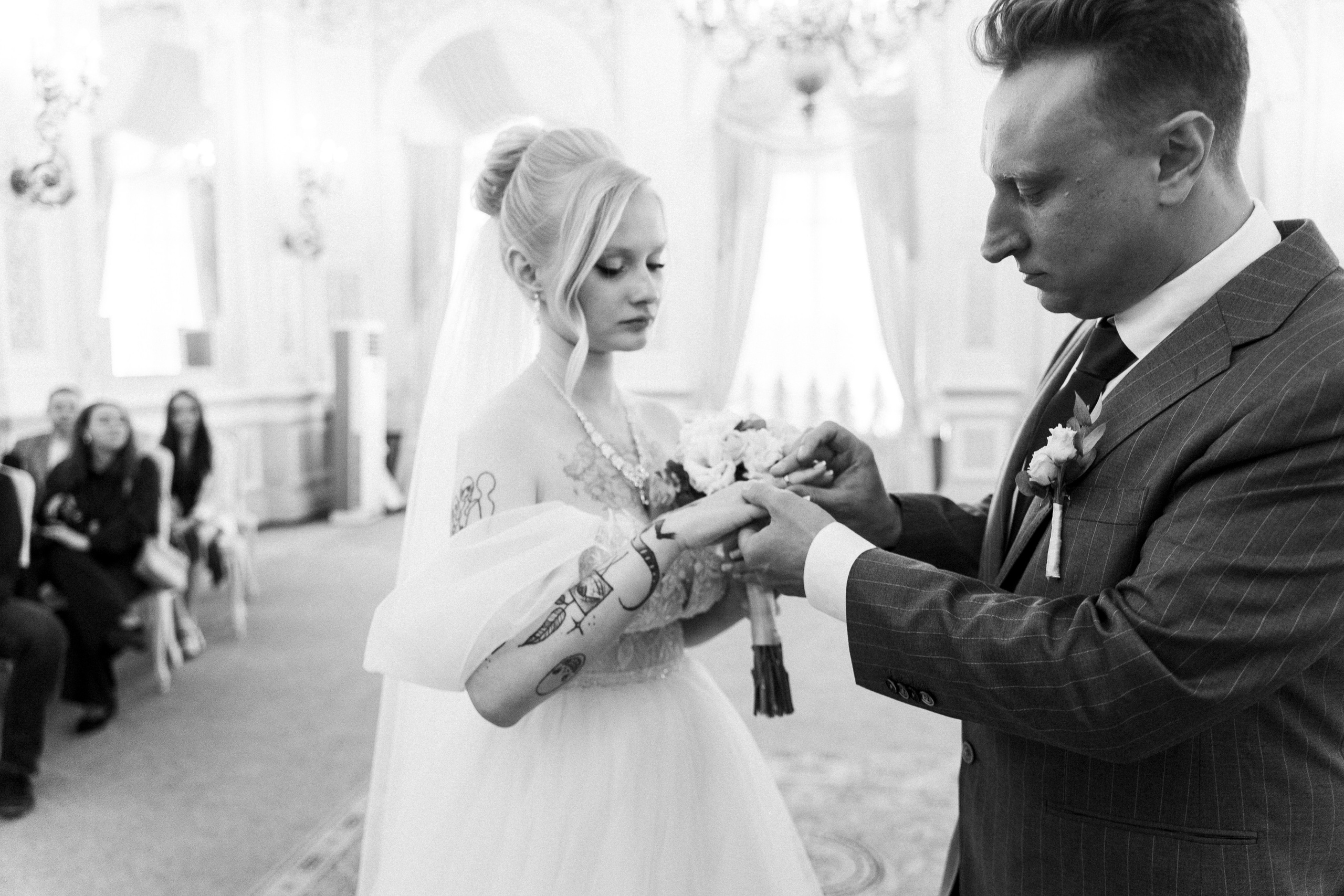 Love in Black and White. Professional photoartist in St. Petersburg (wedding, reportage, portrait, model book, love story) Alexander Shvedov