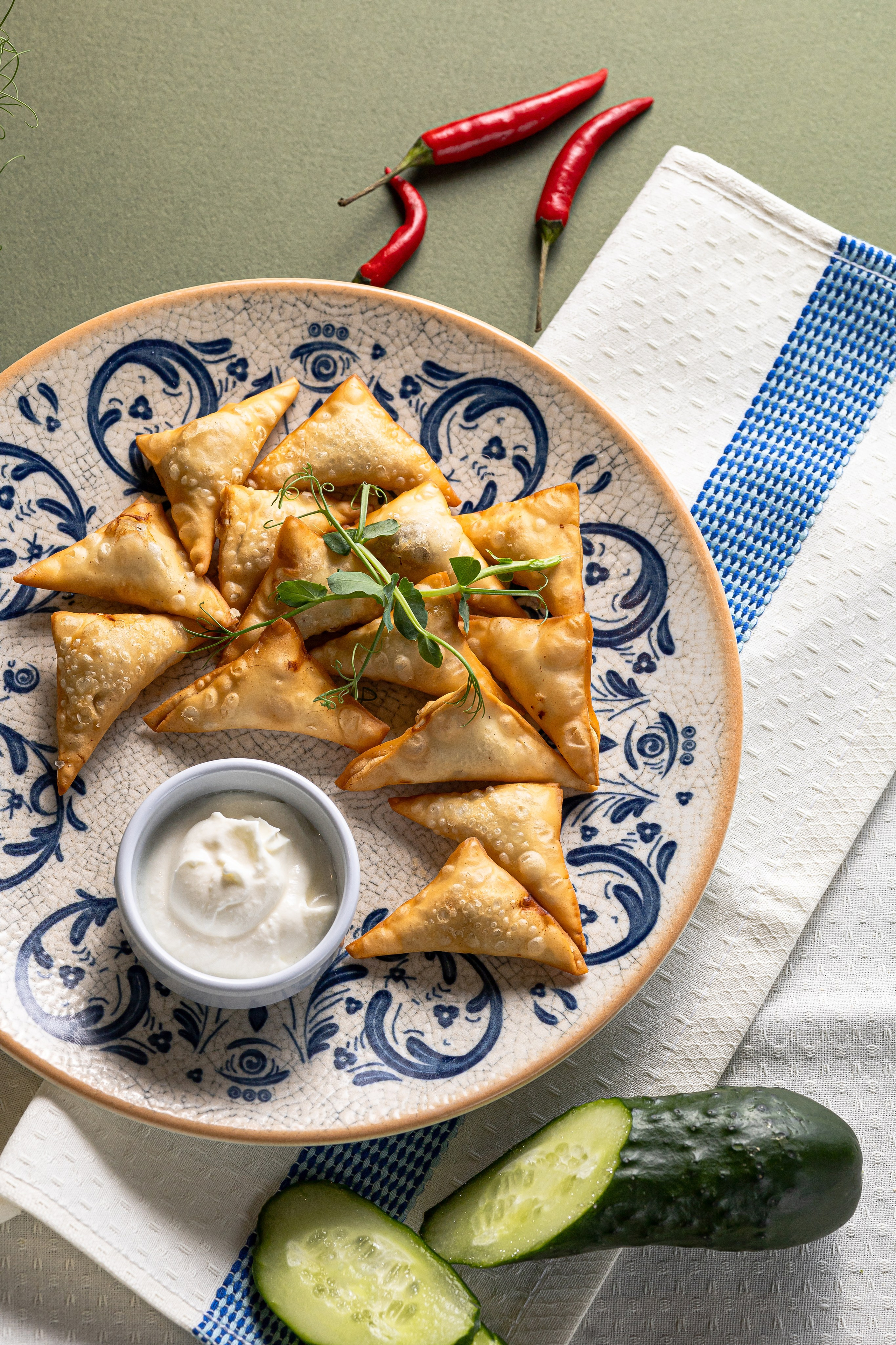 Фотосъемка блюд для социальных сетей кафе Базилик. Рекламный фуд фотограф и видеограф в Астане Алина Лысенко