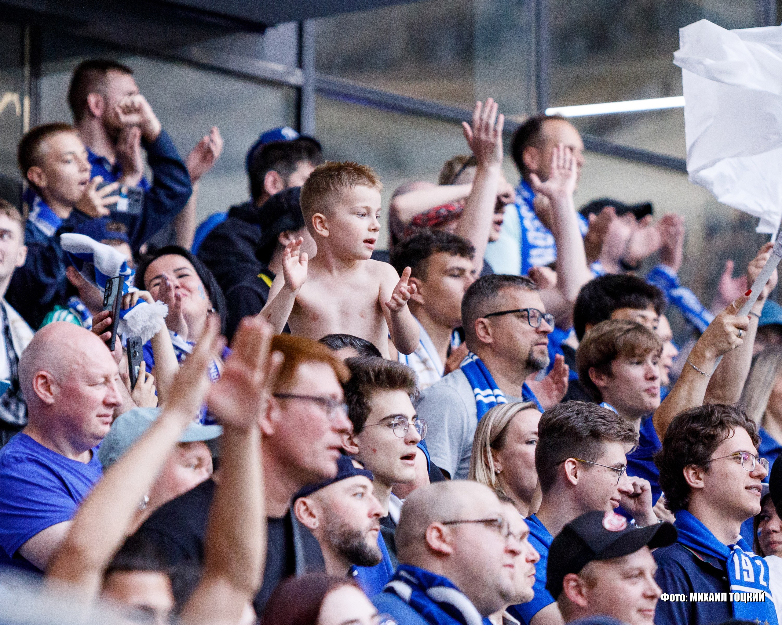 Фоторепортаж. ФК Динамо — ФК Партизан. Михаил Тоцкий портретный и репортажный фотограф в Москве