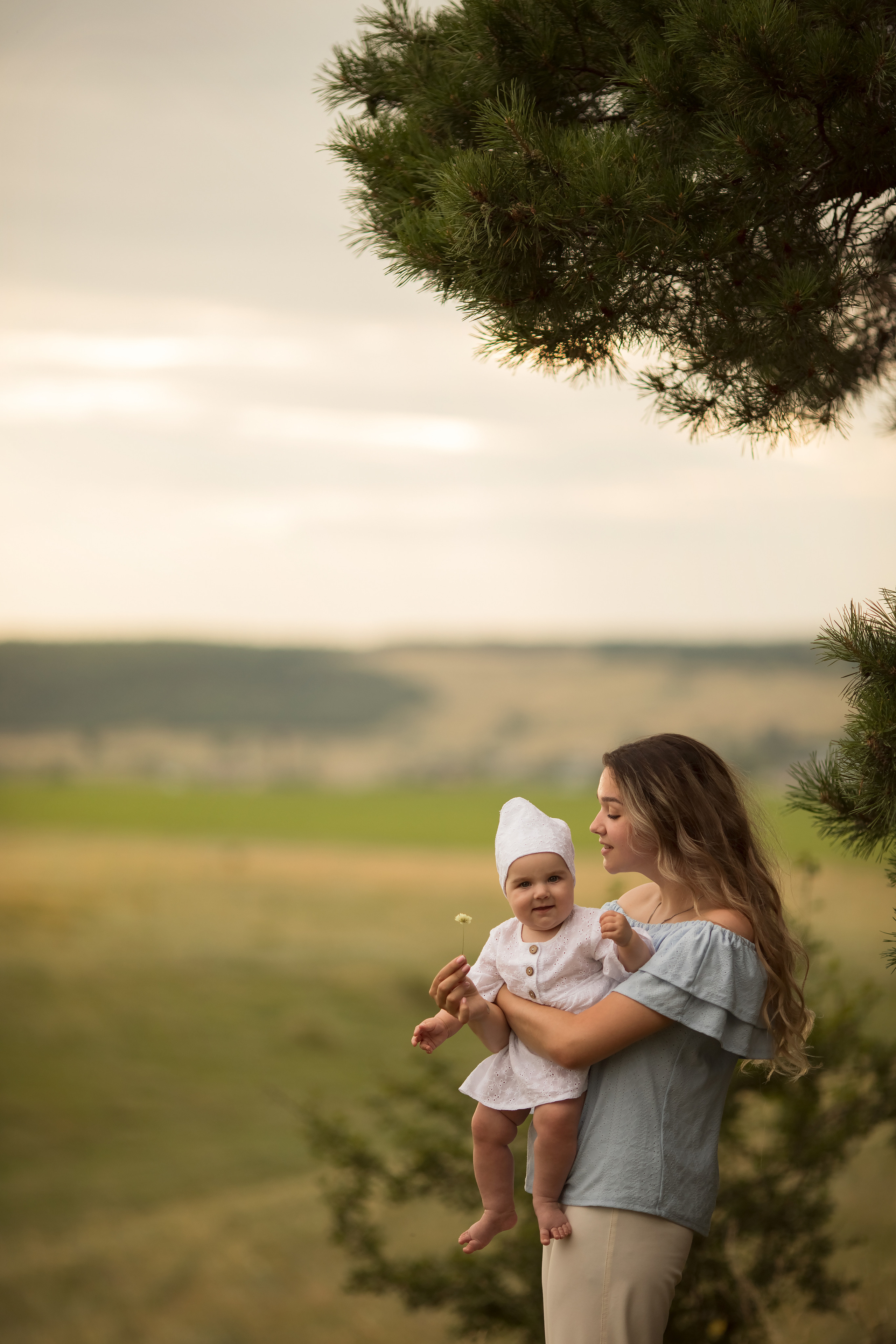 Маленькая Мая. Семейный и детский фотограф в Саратове Полина Коткина