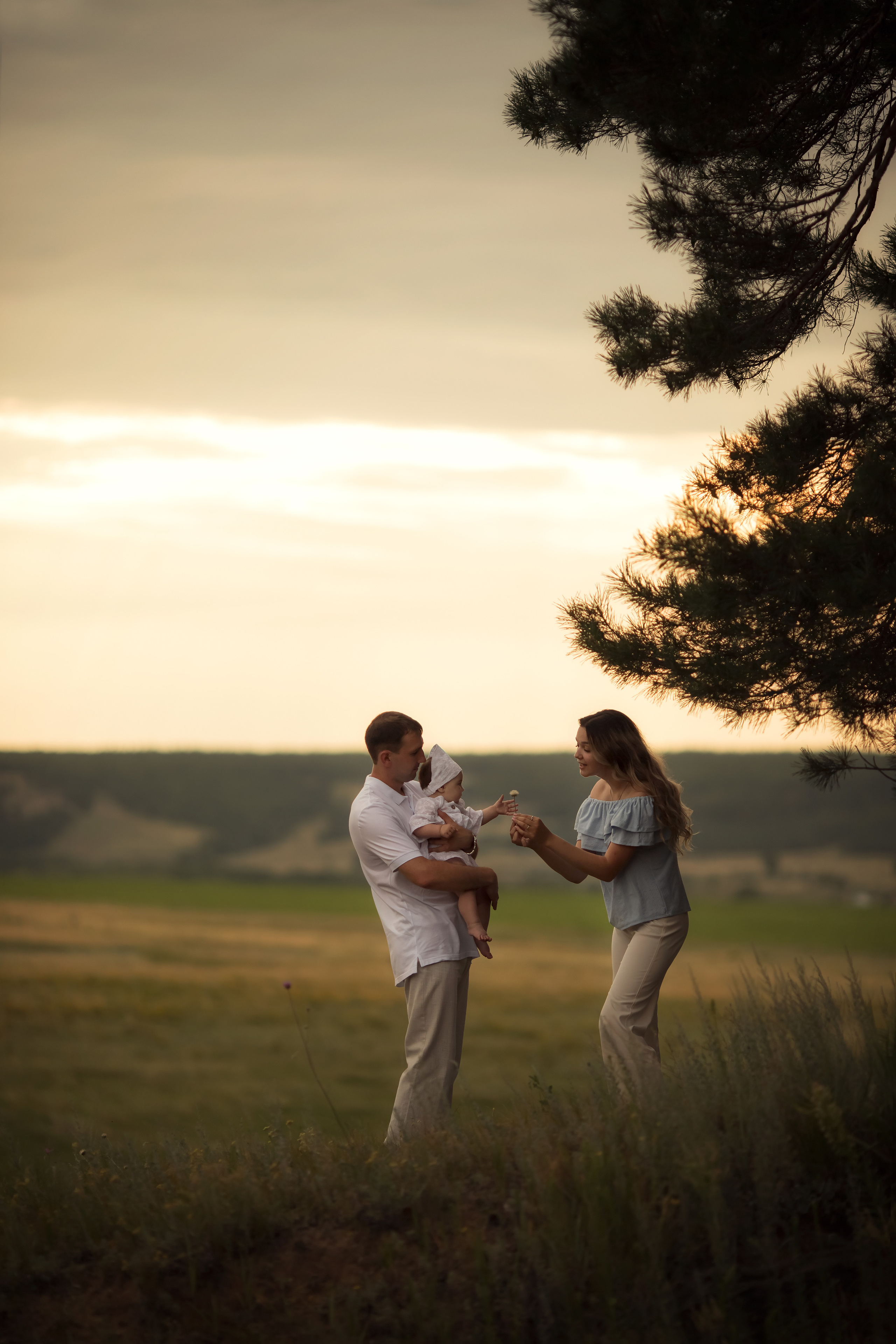 Маленькая Мая. Семейный и детский фотограф в Саратове Полина Коткина