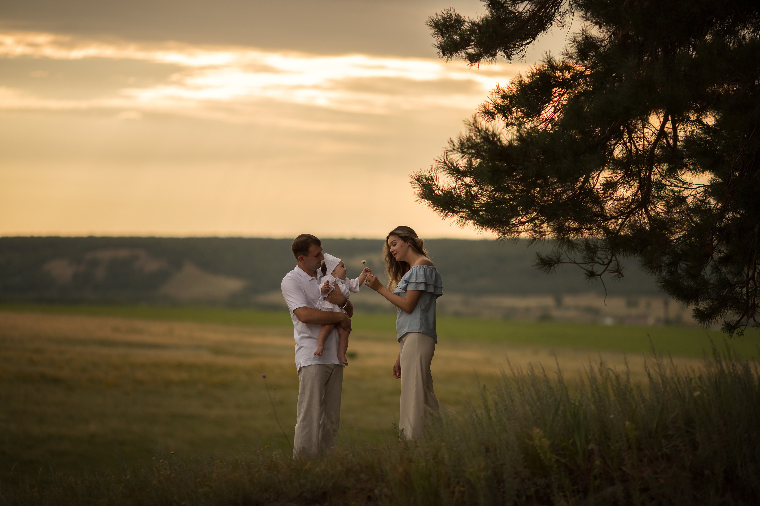Маленькая Мая. Семейный и детский фотограф в Саратове Полина Коткина
