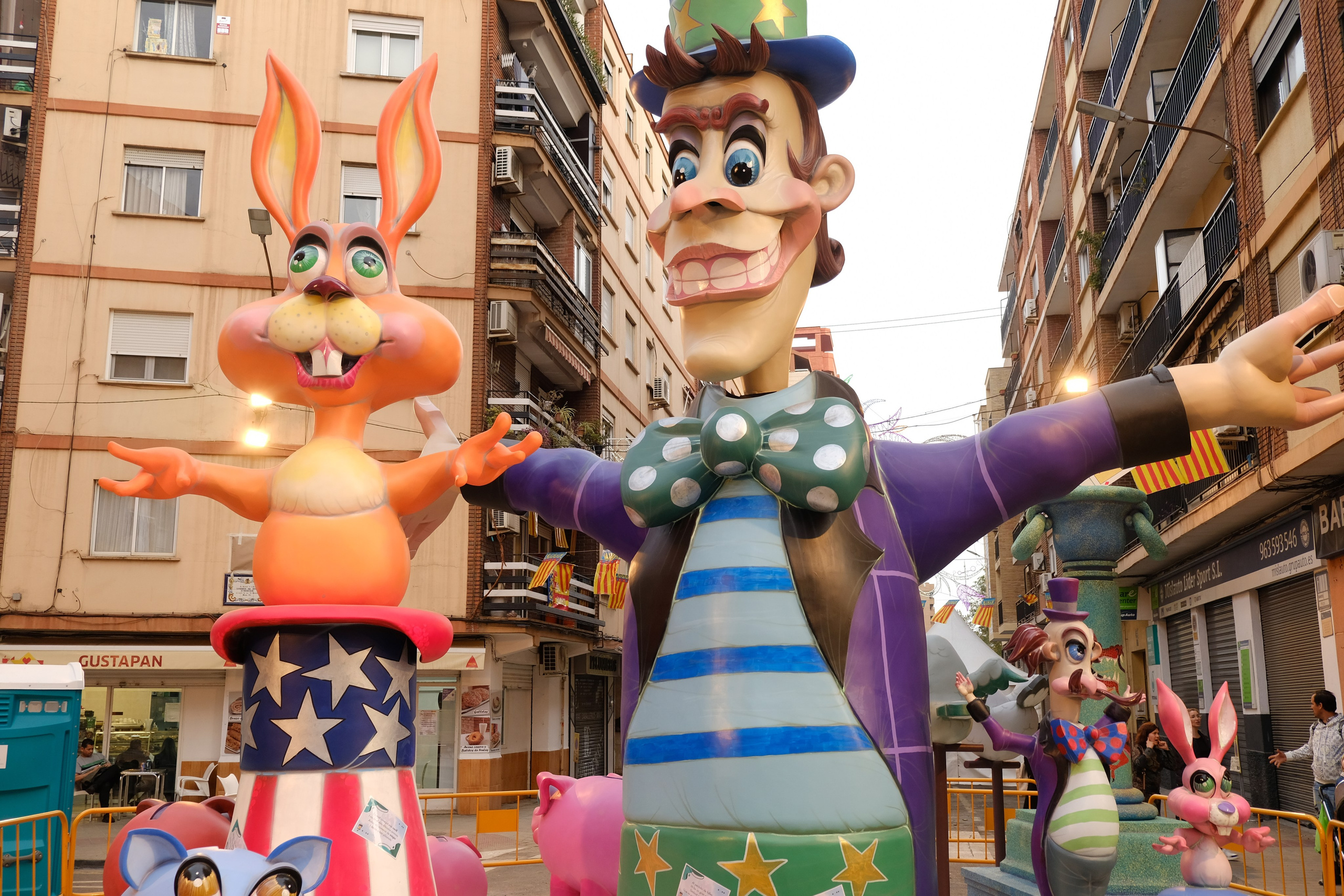 Праздник Фальяс в Валенсии. Гид и фотограф в Валенсии Новиков Михаил