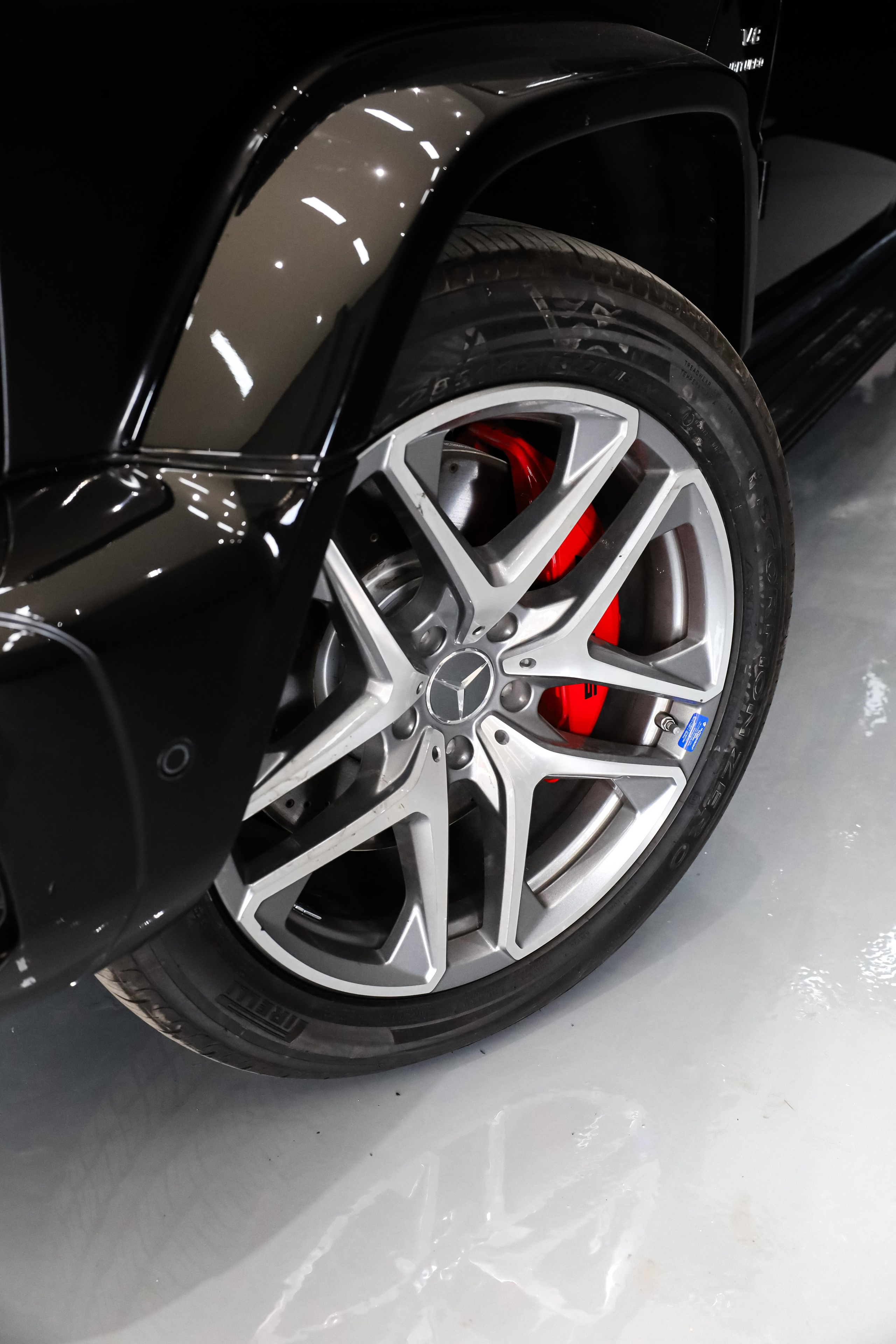 Armored car. Skyden Cars