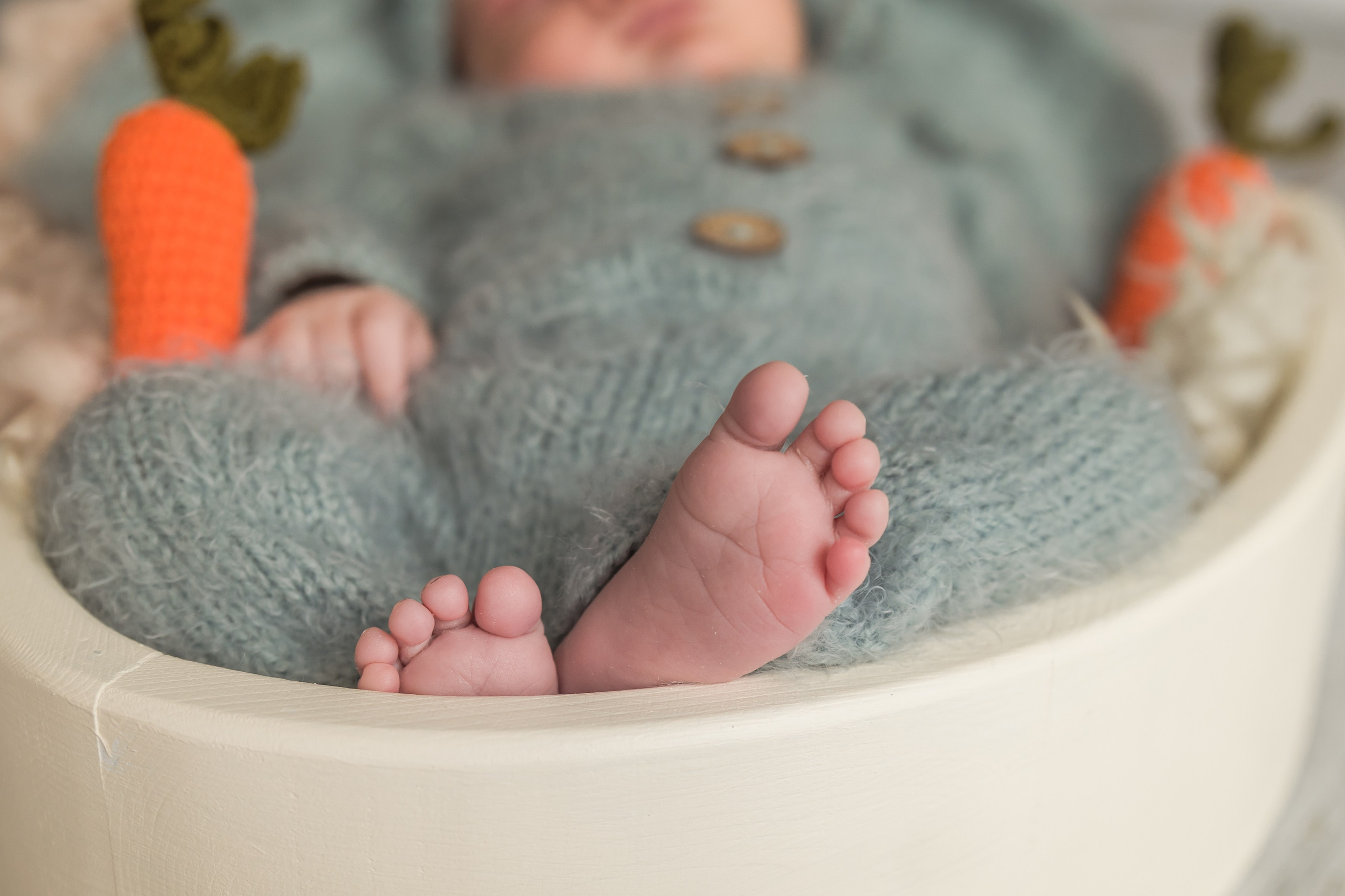Newborn photoshooting. Professional family and children’s photographer in Izmir Irina Eron
