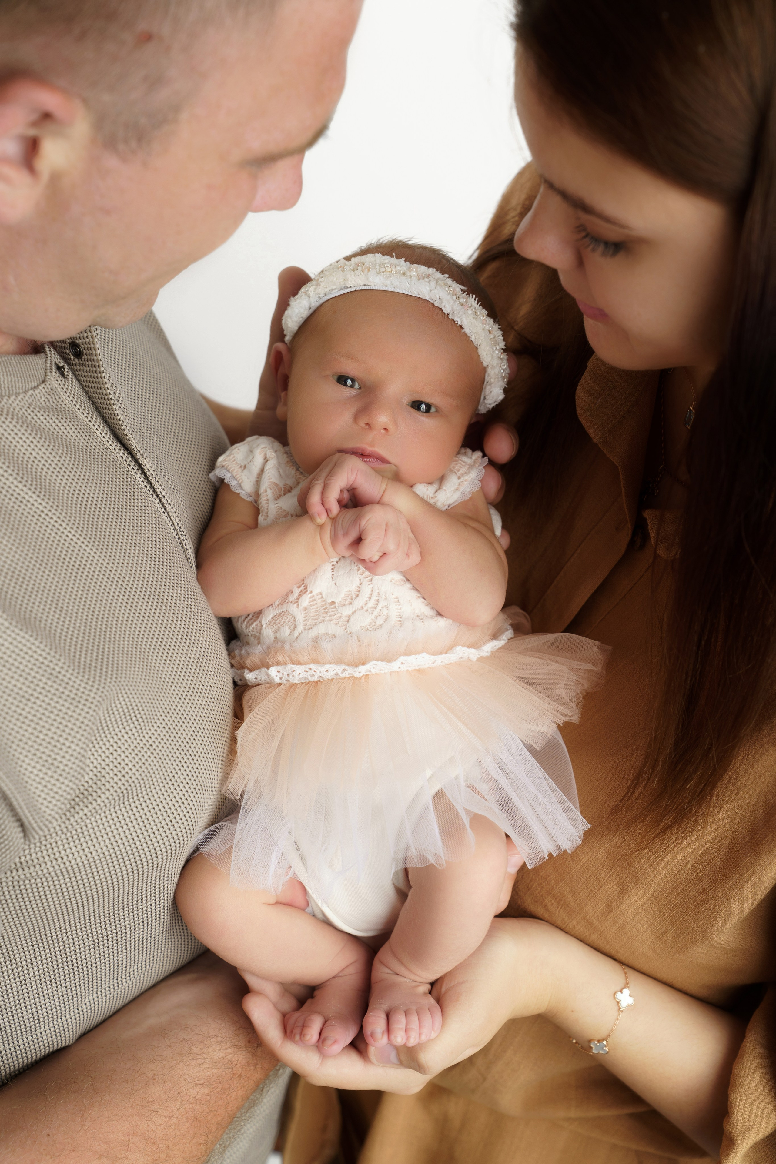 Фотосессия новорожденного (newborn). Фотограф новорожденных, детей до года и беременных в Симферополе