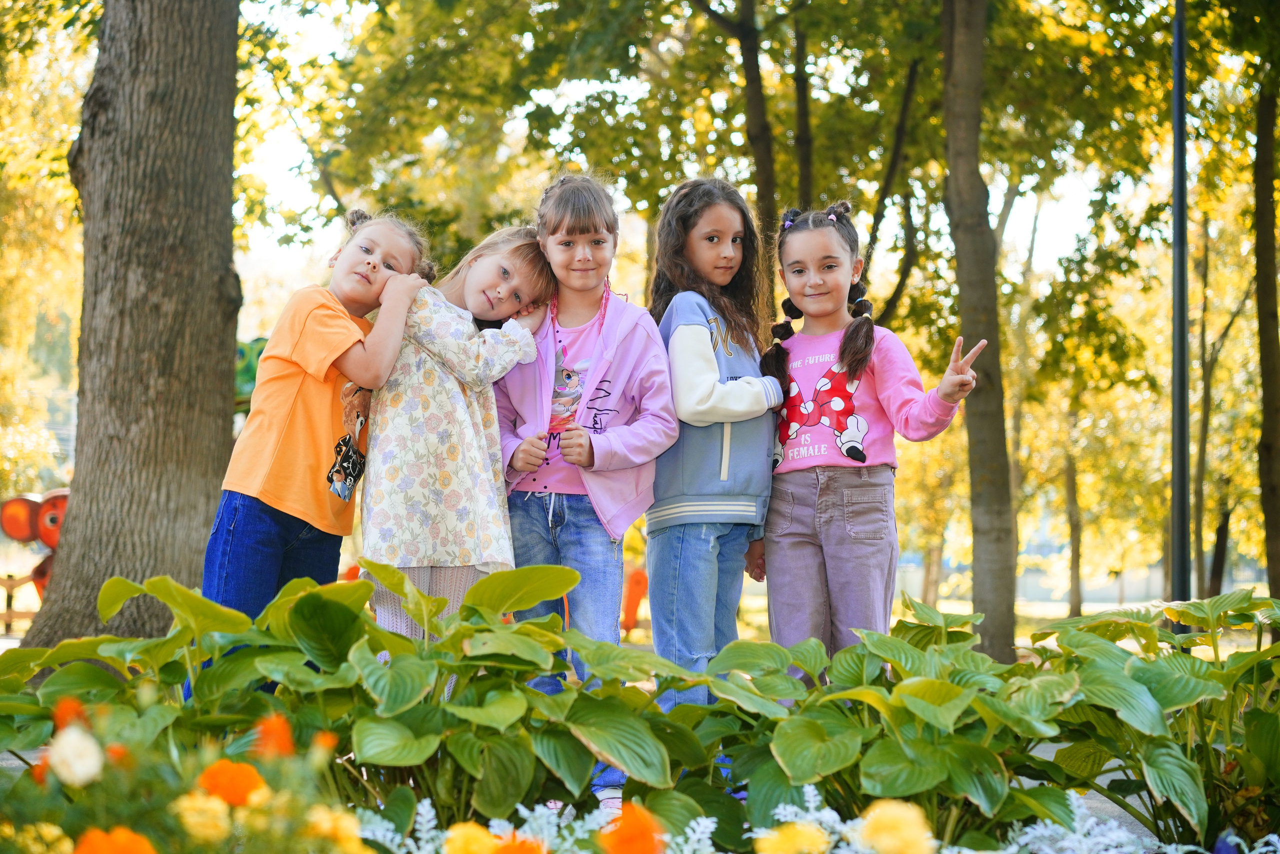 MEMENTO.Выпускные альбомы, школьные, юбилейные и другие книги. Ростов-на-Дону