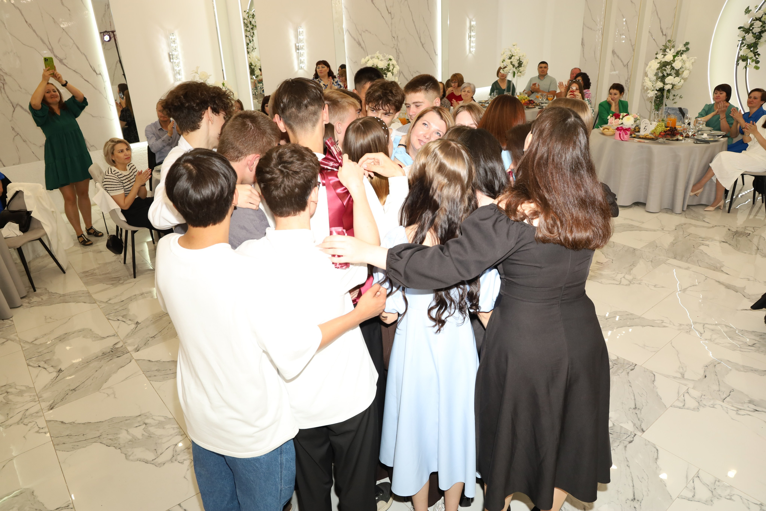 Выпускной 9Д 62 школы. Семейный фотограф в Казани Римма Гатауллина