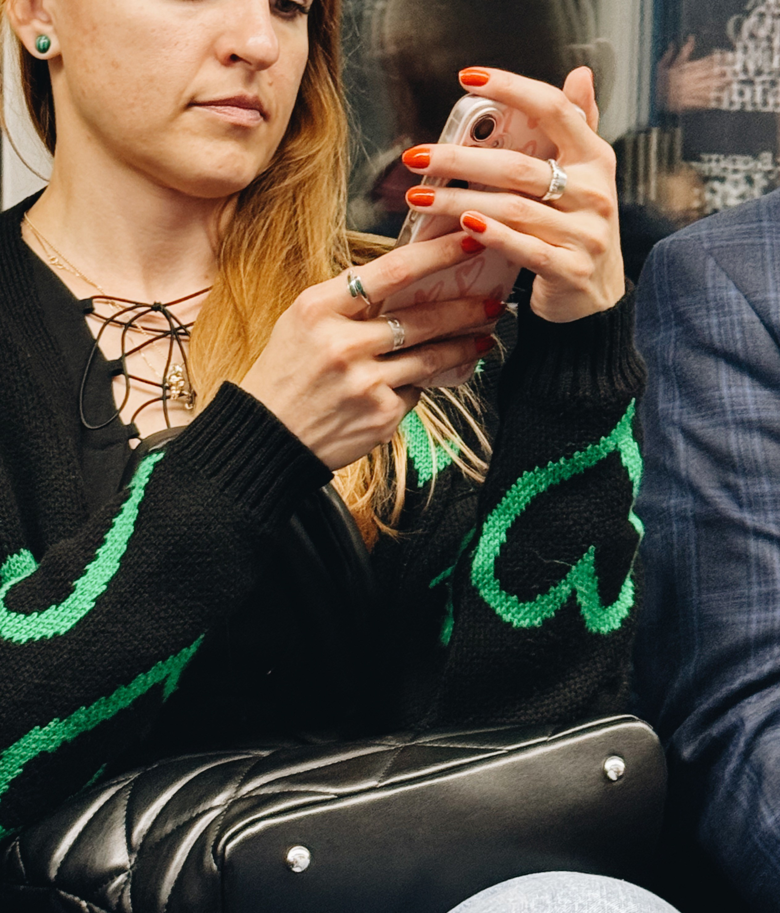 #руки_незнакомцев. Главная