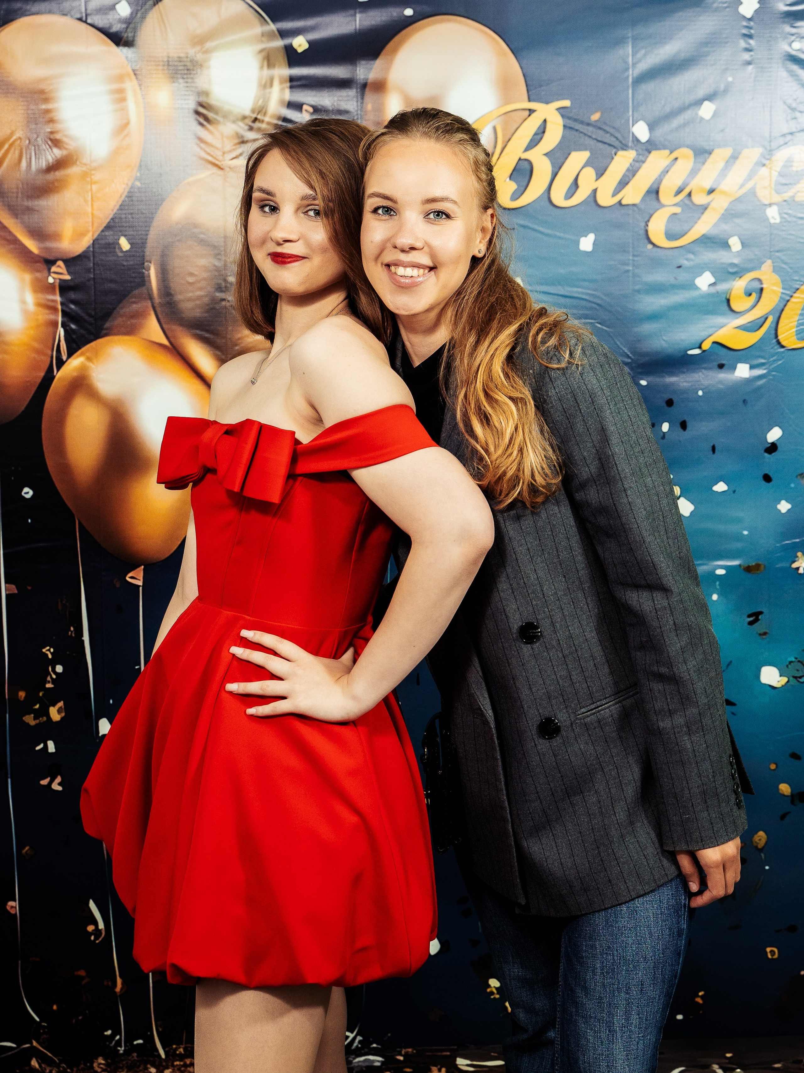 Съемка выпускного, последнего звонка, торжественной линейки на 1 сентября. Фотограф Ольга Шупель