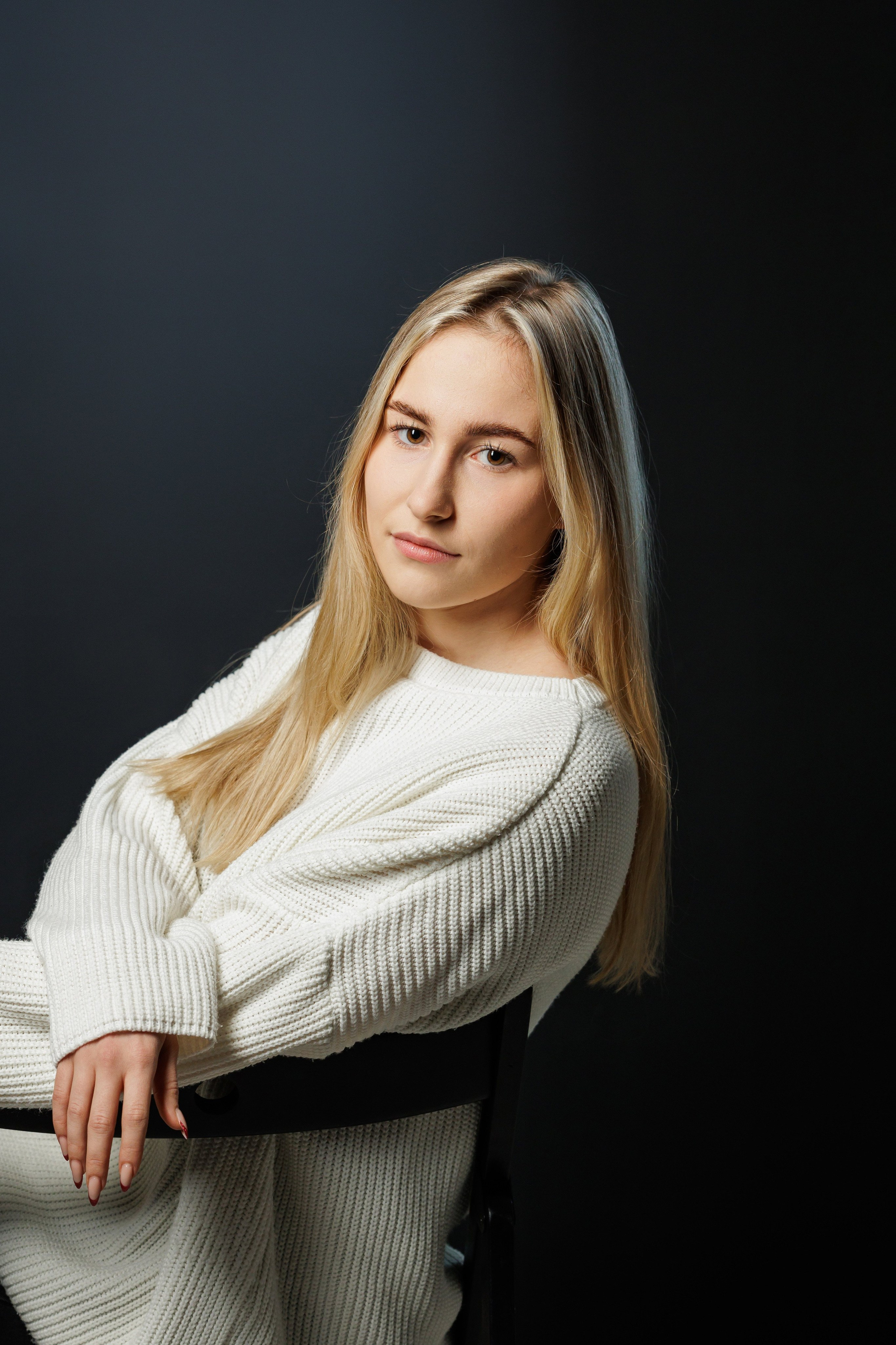 Выпускные альбомы Новокузнецк. Фотограф в Новокузнецке Бахтияр Омуров