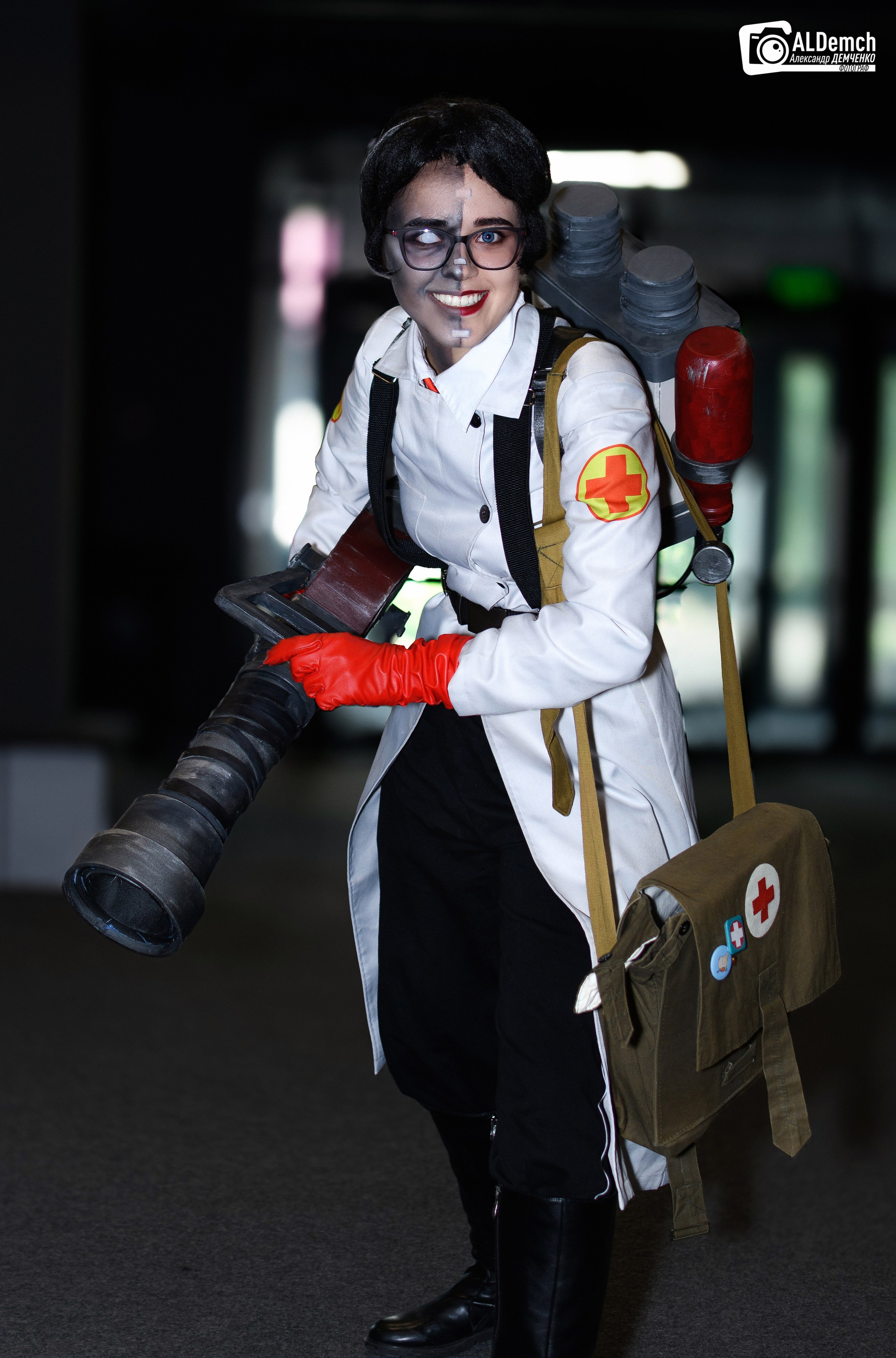 Team Fortress 2 картинки персонажей игры и косплей фото