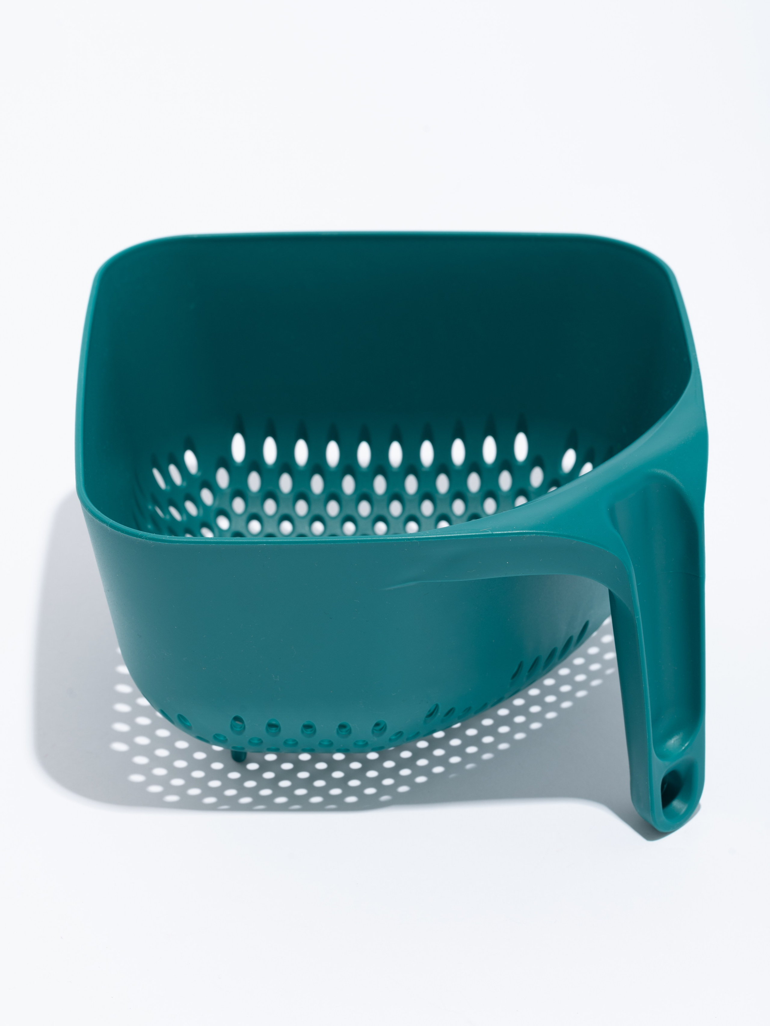 СБОРНАЯ СЪЕМКА ПРЕДМЕТНАЯ НА БЕЛОМ. Студия рекламной и предметной съемки товаров WELKO Studio