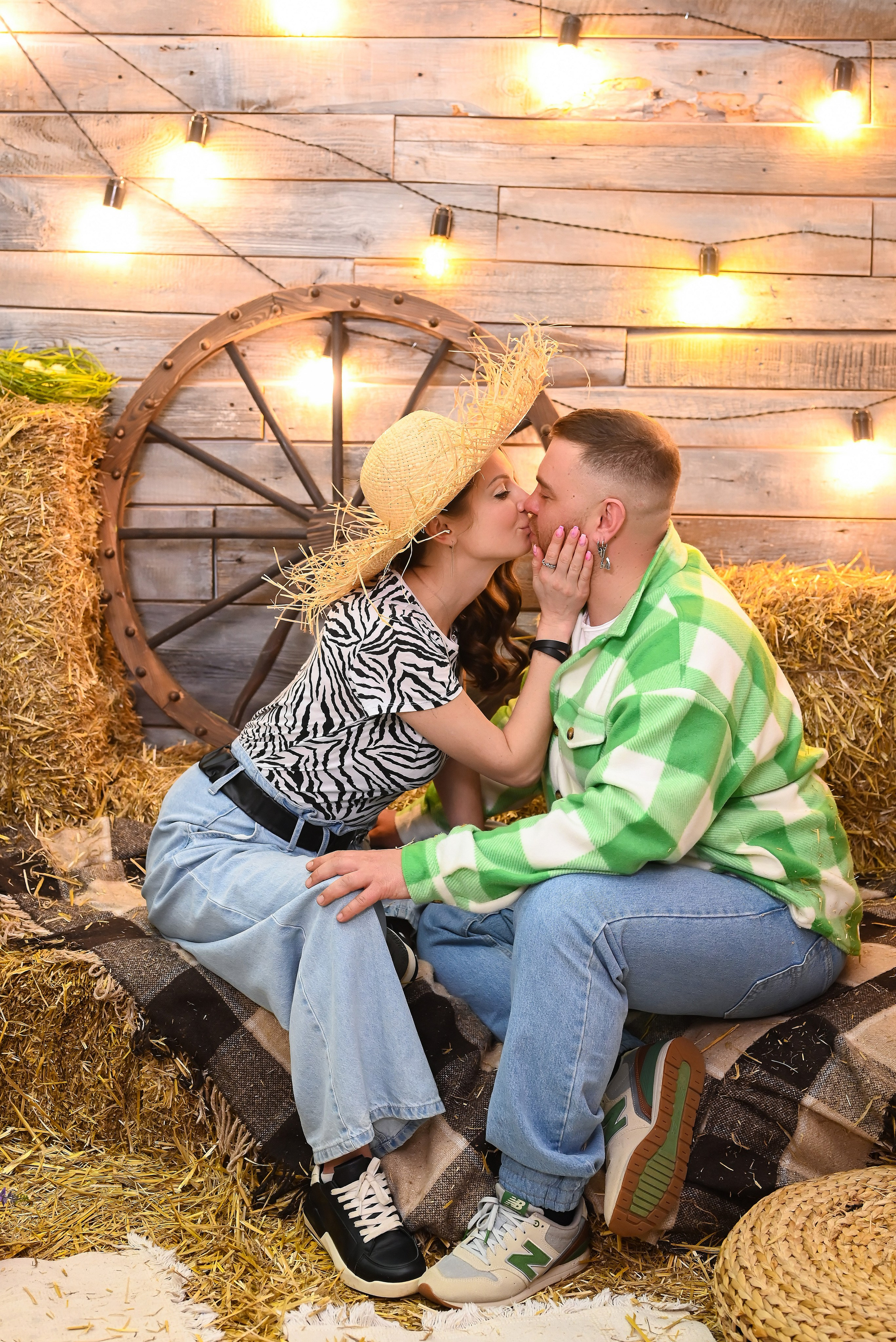 Love Story. Фотостудия Зефир. Фотосессии в студии под ключ. Москва. Семейные и детские фотосессии