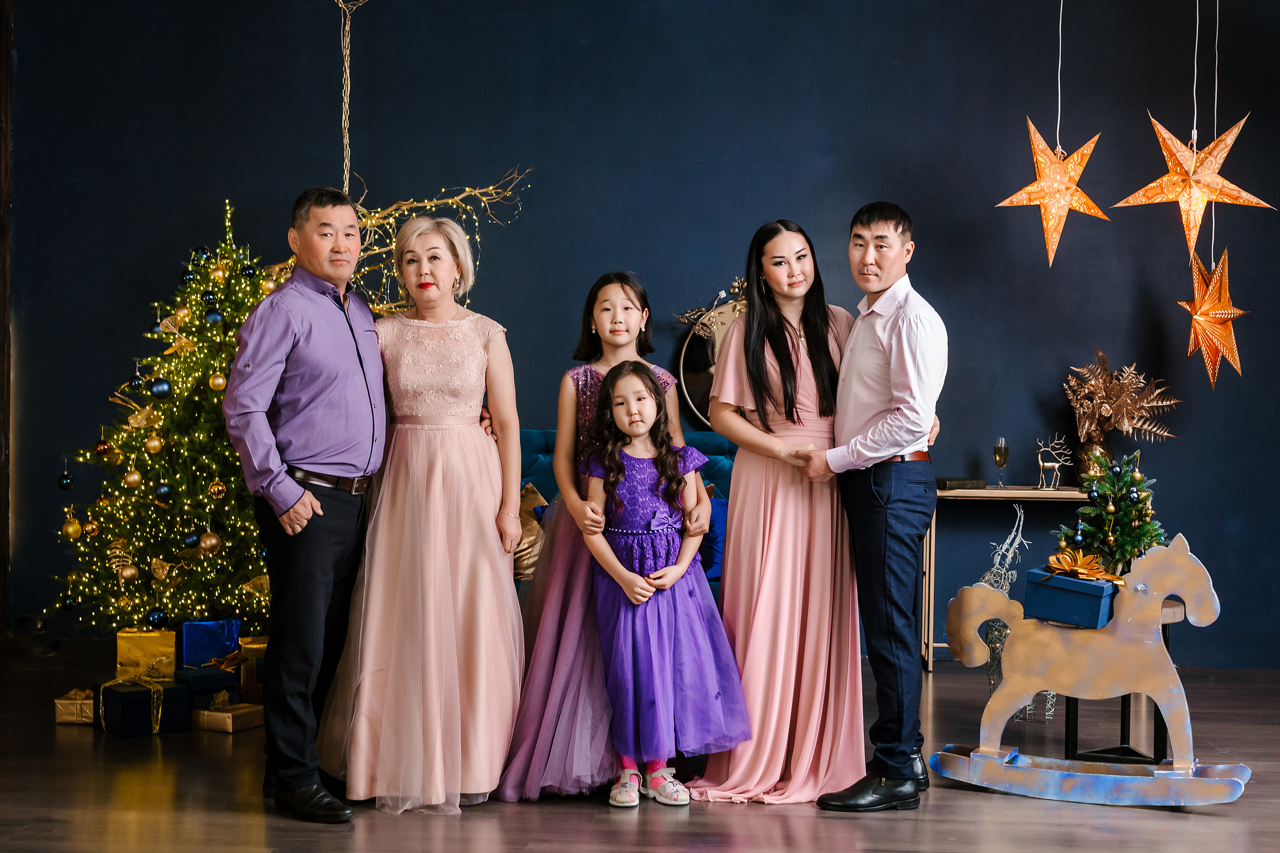 Семейные новогодние съёмки. Фотограф Бурятии София Андриянова