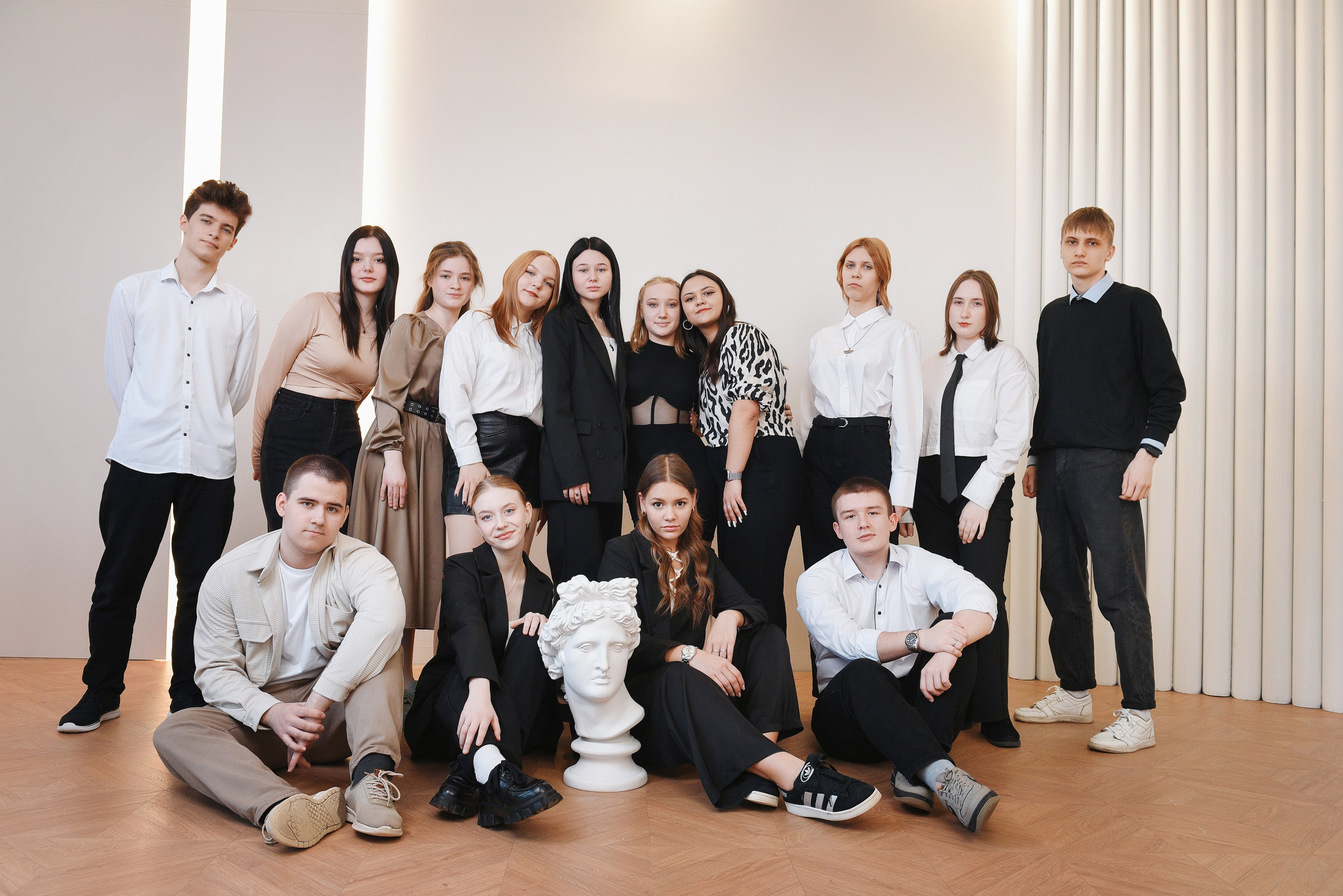 #43 11 а. Выпускные альбомы в Кургане, Твой альбом, Книга