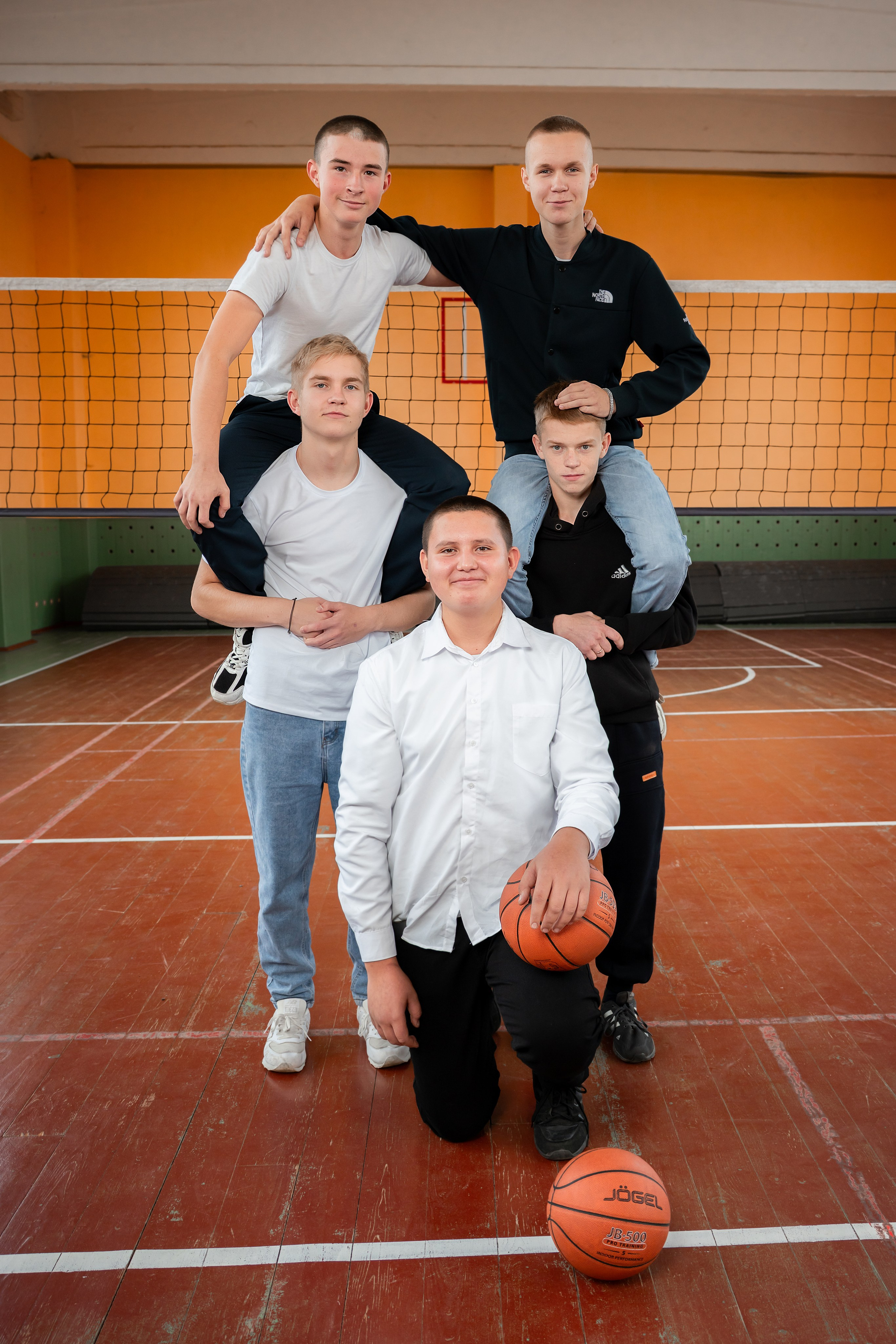 Классные выпускные альбомы в Орле и Орловской области. Фотограф на выпускной