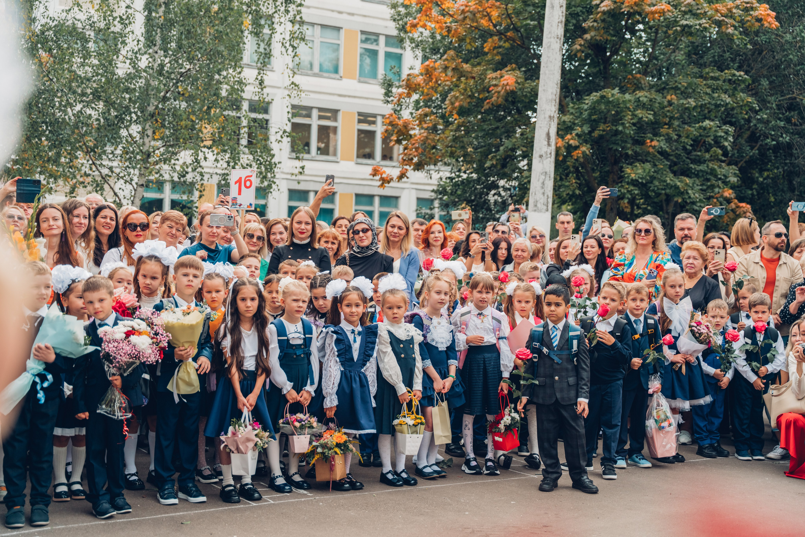 Линейка. Профессиональный детский и семейный фотограф в Москве Диля Грошева