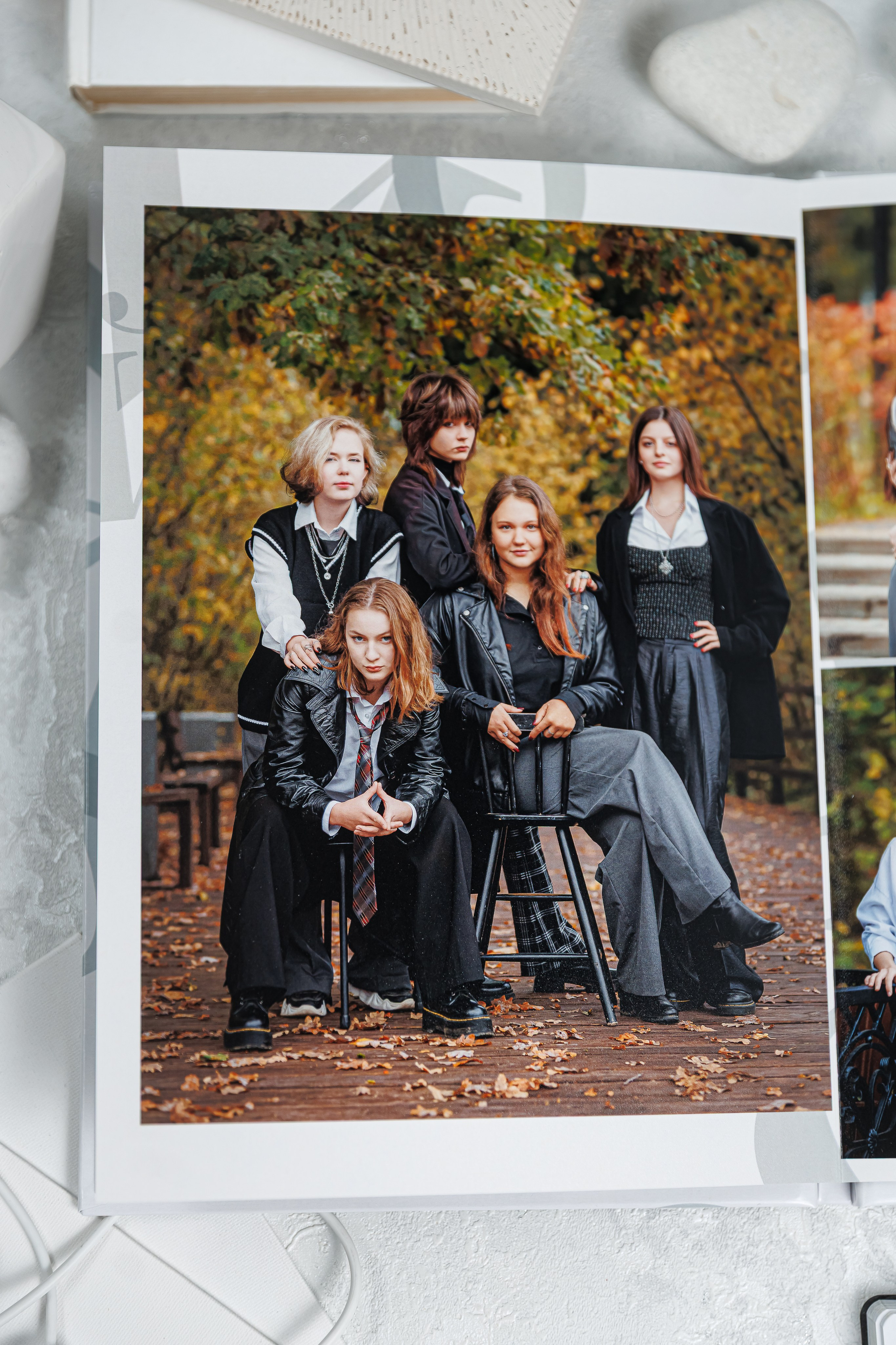 Персональные альбомы 9, 11 класс. Семейный и детский фотограф Комина Елена, Власиха, Одинцово