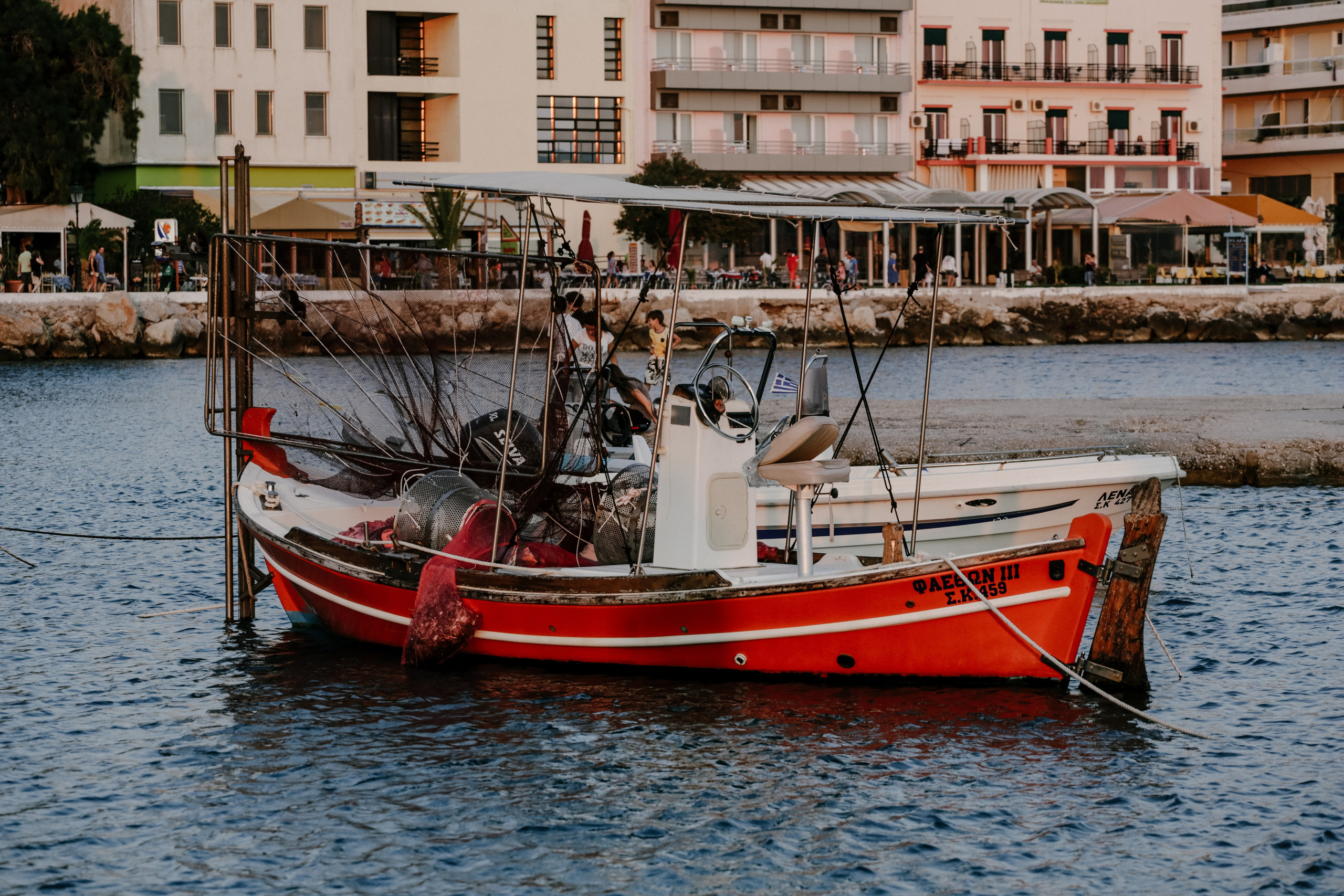 Греция: термальный курорт Лутраки. Дарья Письменюк / Darya Leitstern — фотограф, музыкант, журналист, путешественник